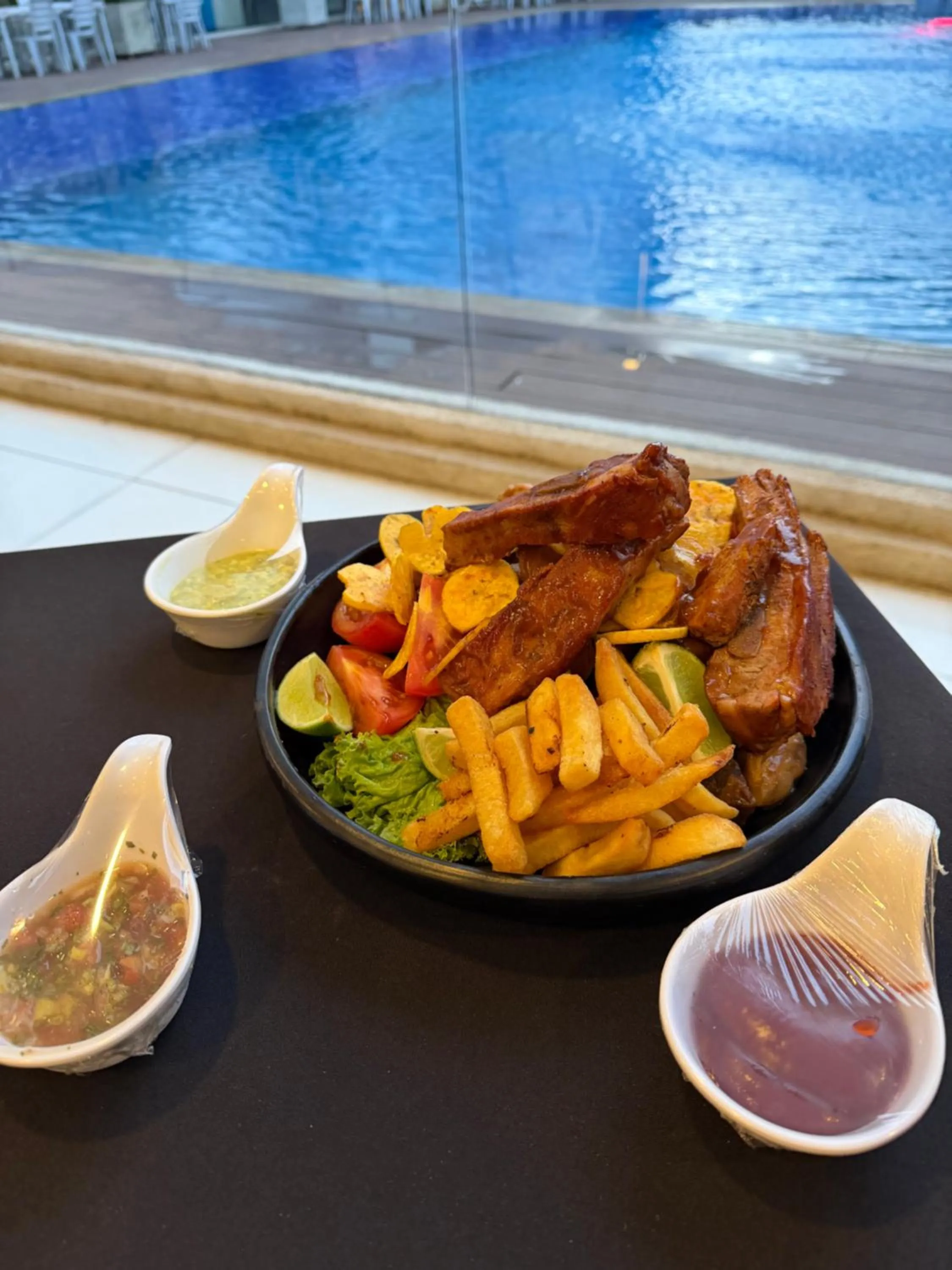 Restaurant/places to eat in Hotel Blue 66