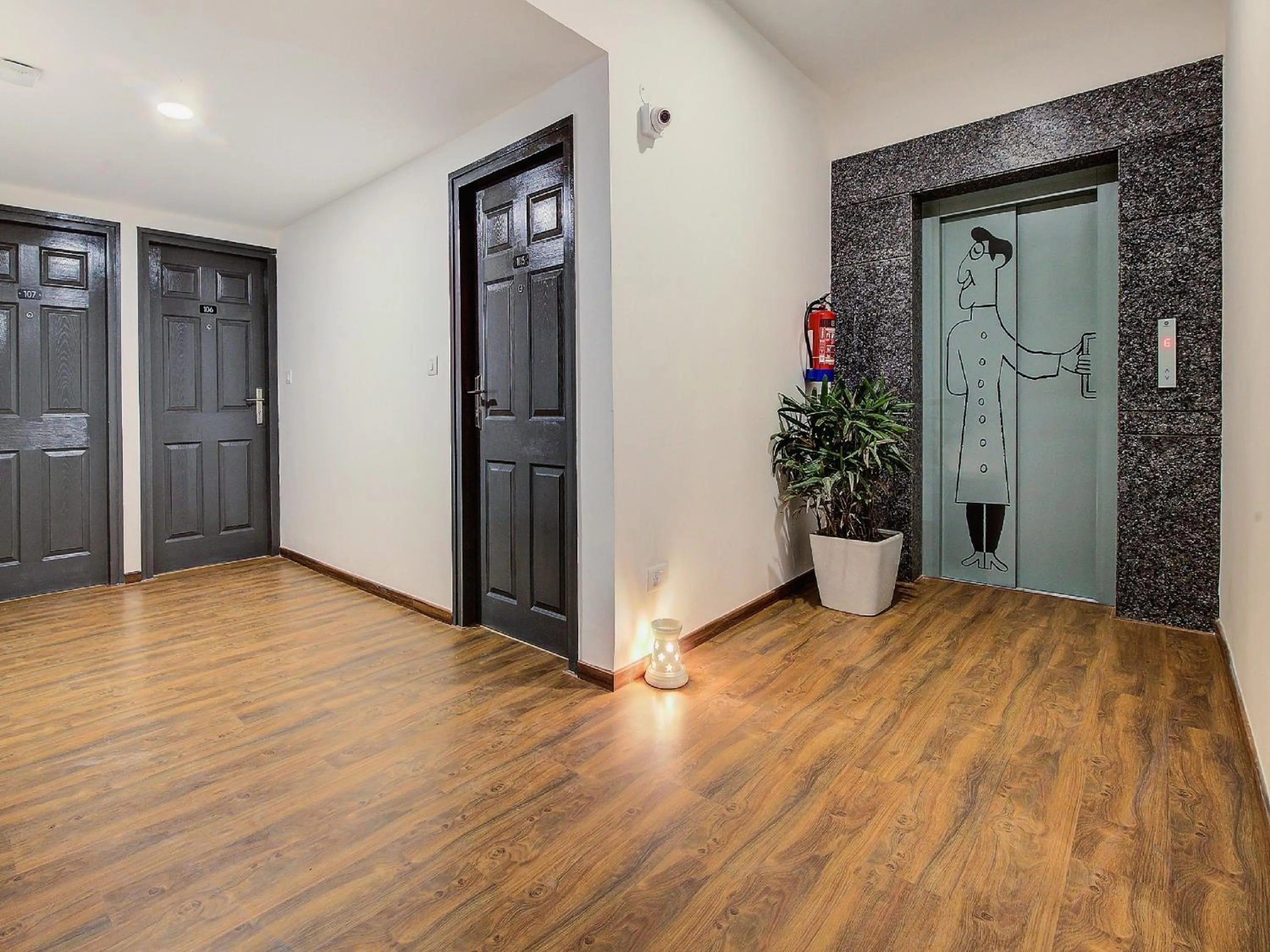 Lobby or reception in Super OYO 76438 hotel APS INN