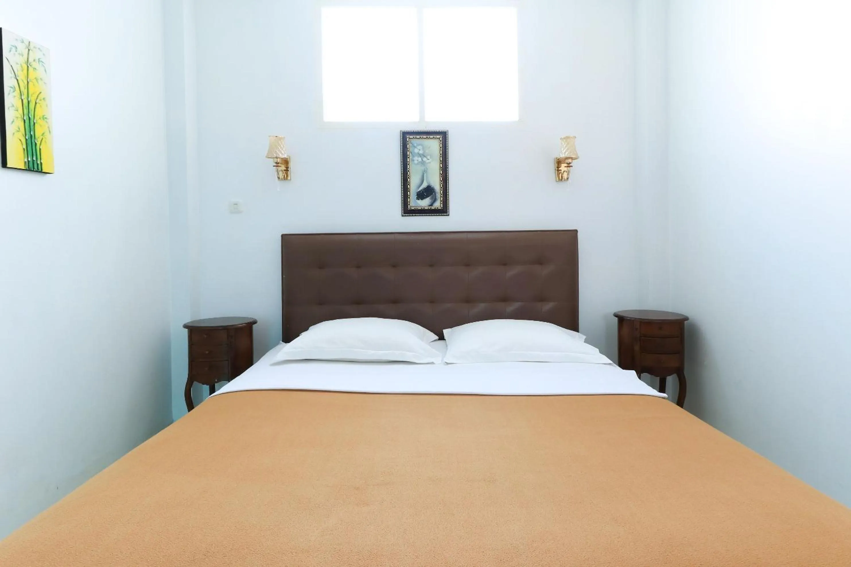 Photo of the whole room, Bed in Ge JacMart Homestay Makassar