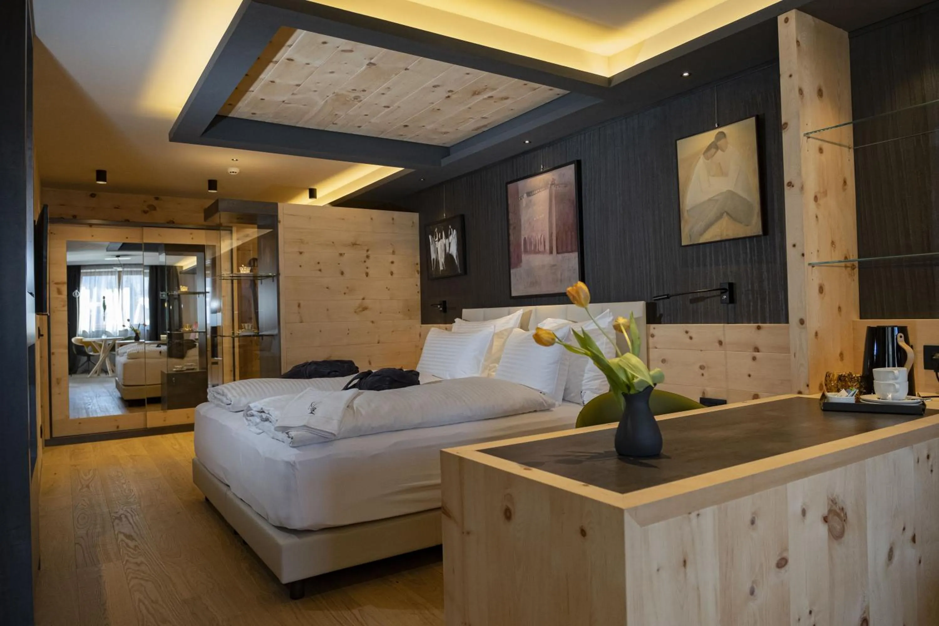 Bed in Locanda degli Artisti Art Hotel