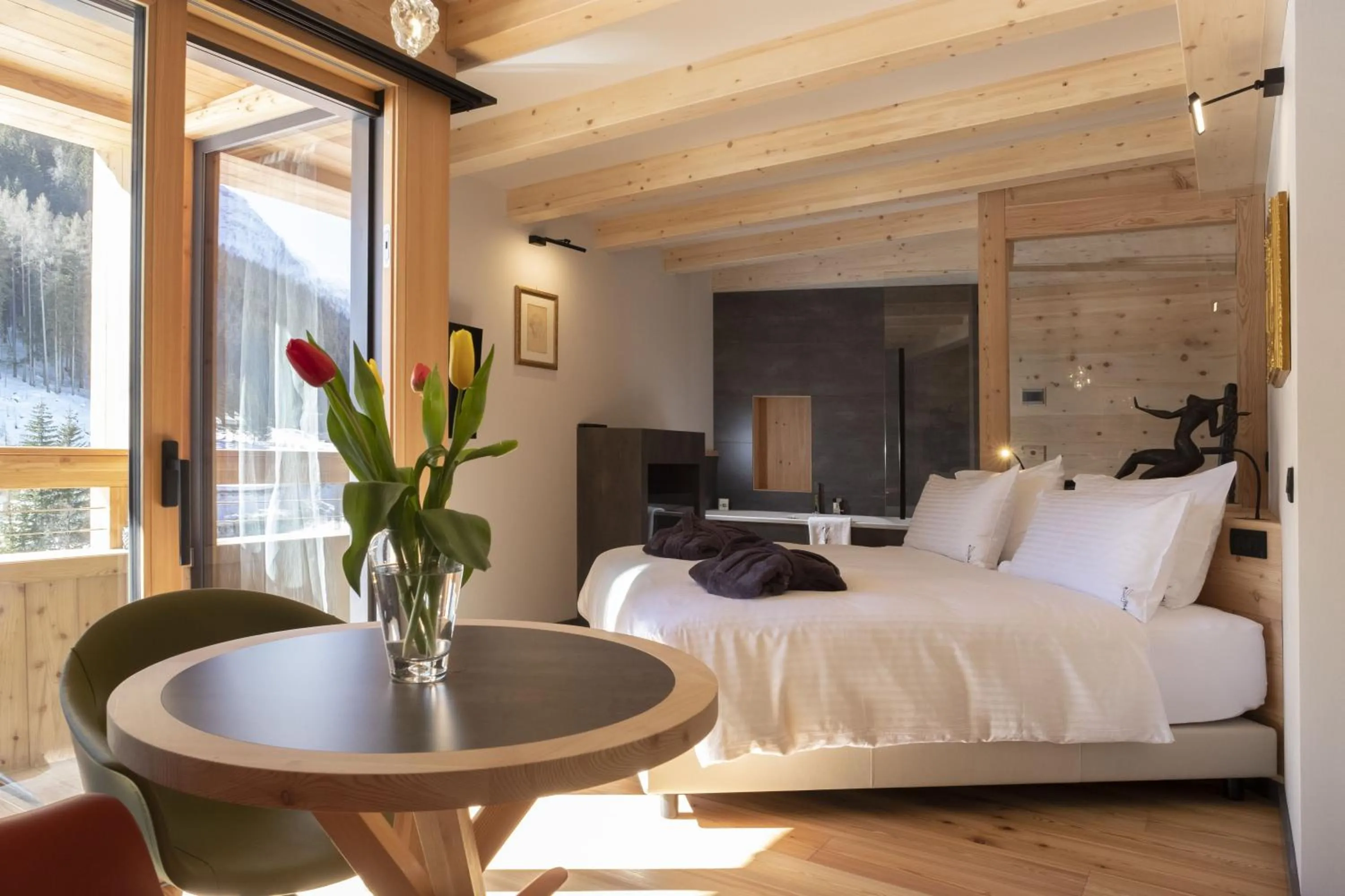 Bed in Locanda degli Artisti Art Hotel