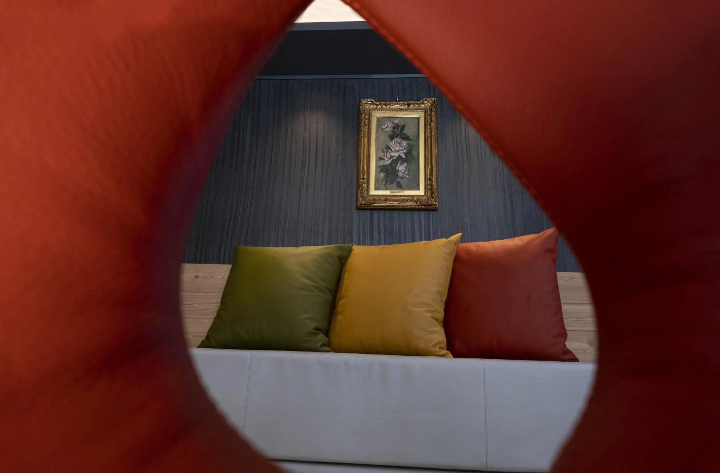 Decorative detail in Locanda degli Artisti Art Hotel