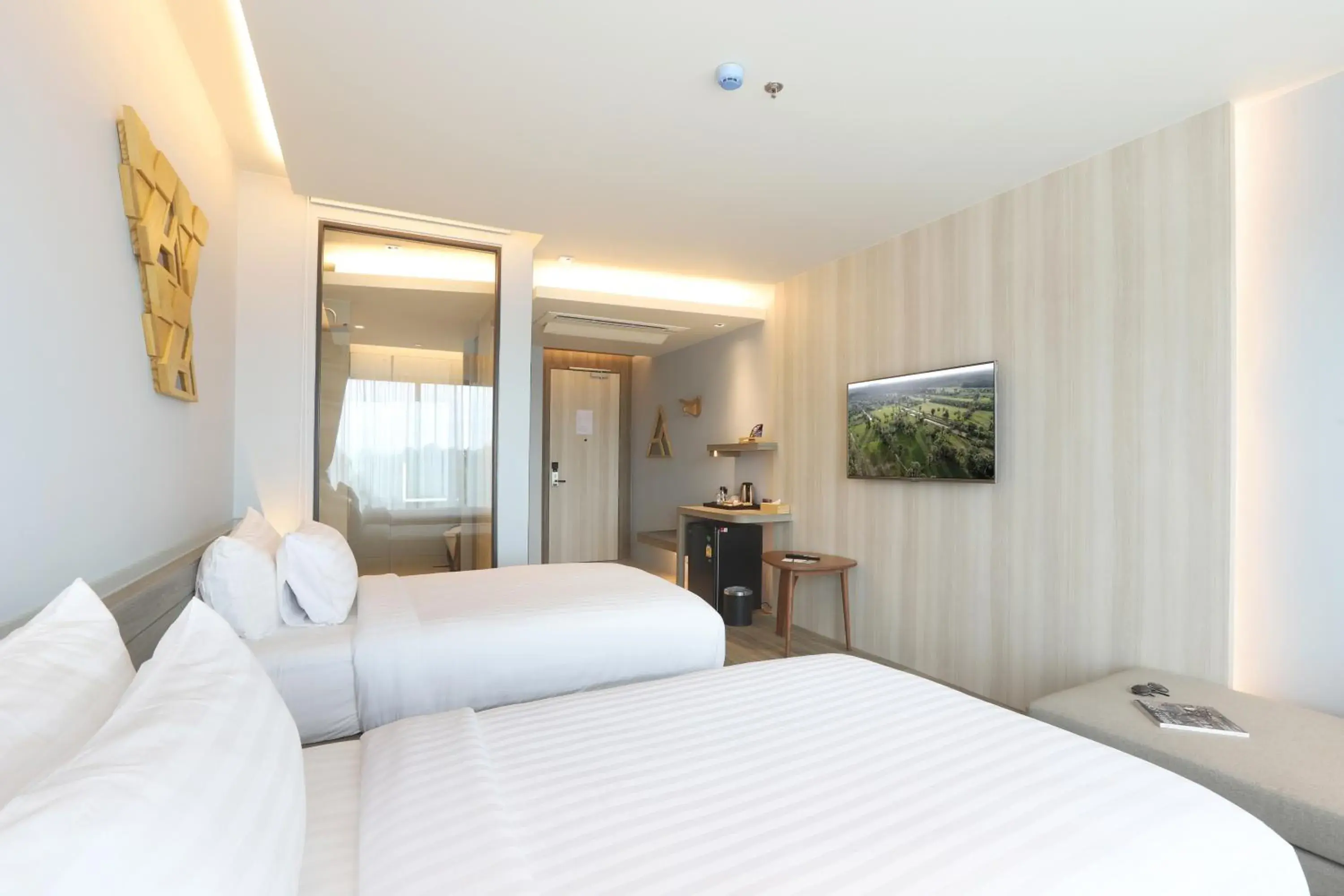 Superior Twin Room in The Signature Hotel Airport Superior Twin Room in The Signature Hotel Airport