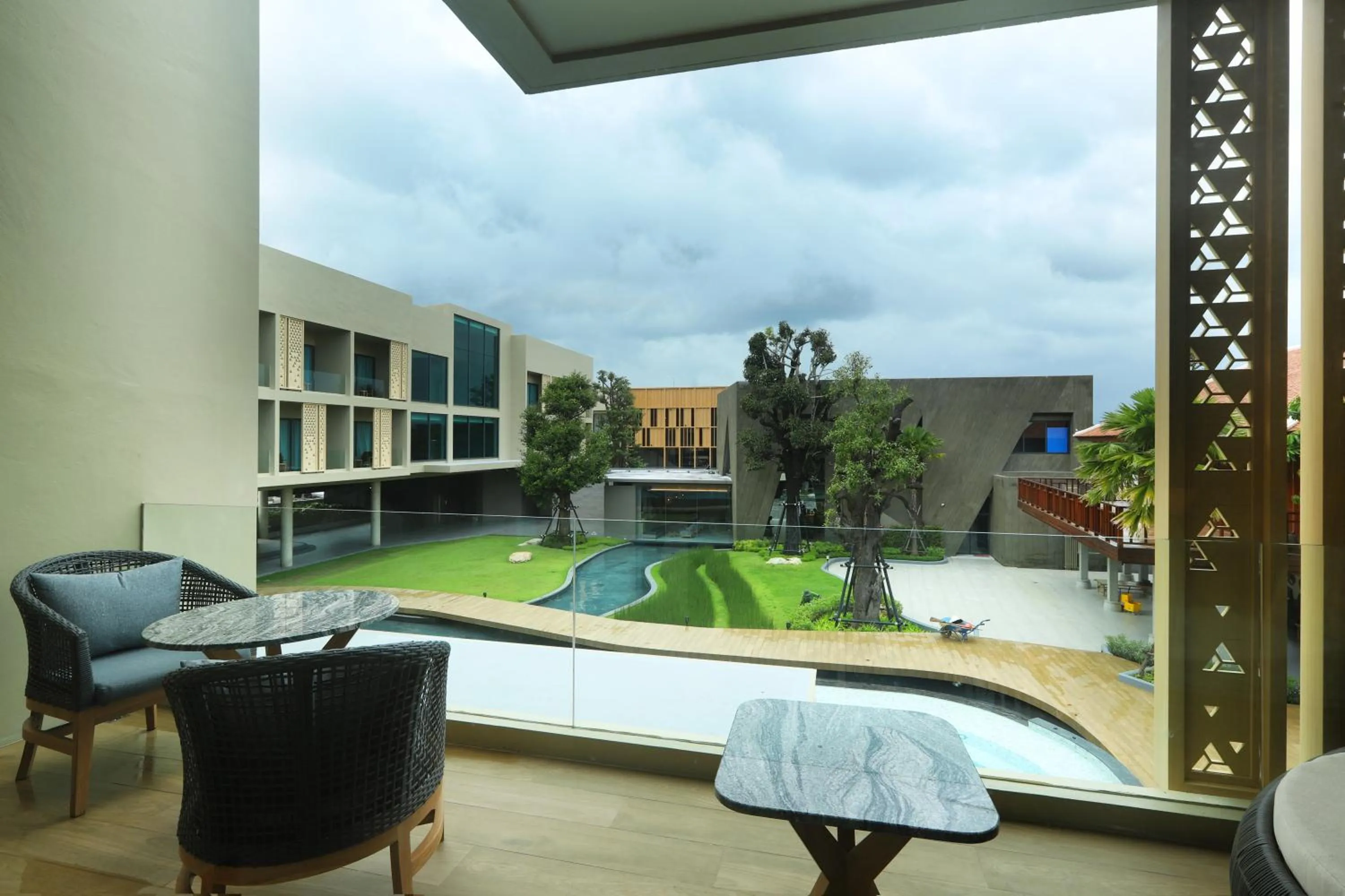 Balcony/Terrace in The Signature Hotel Airport
