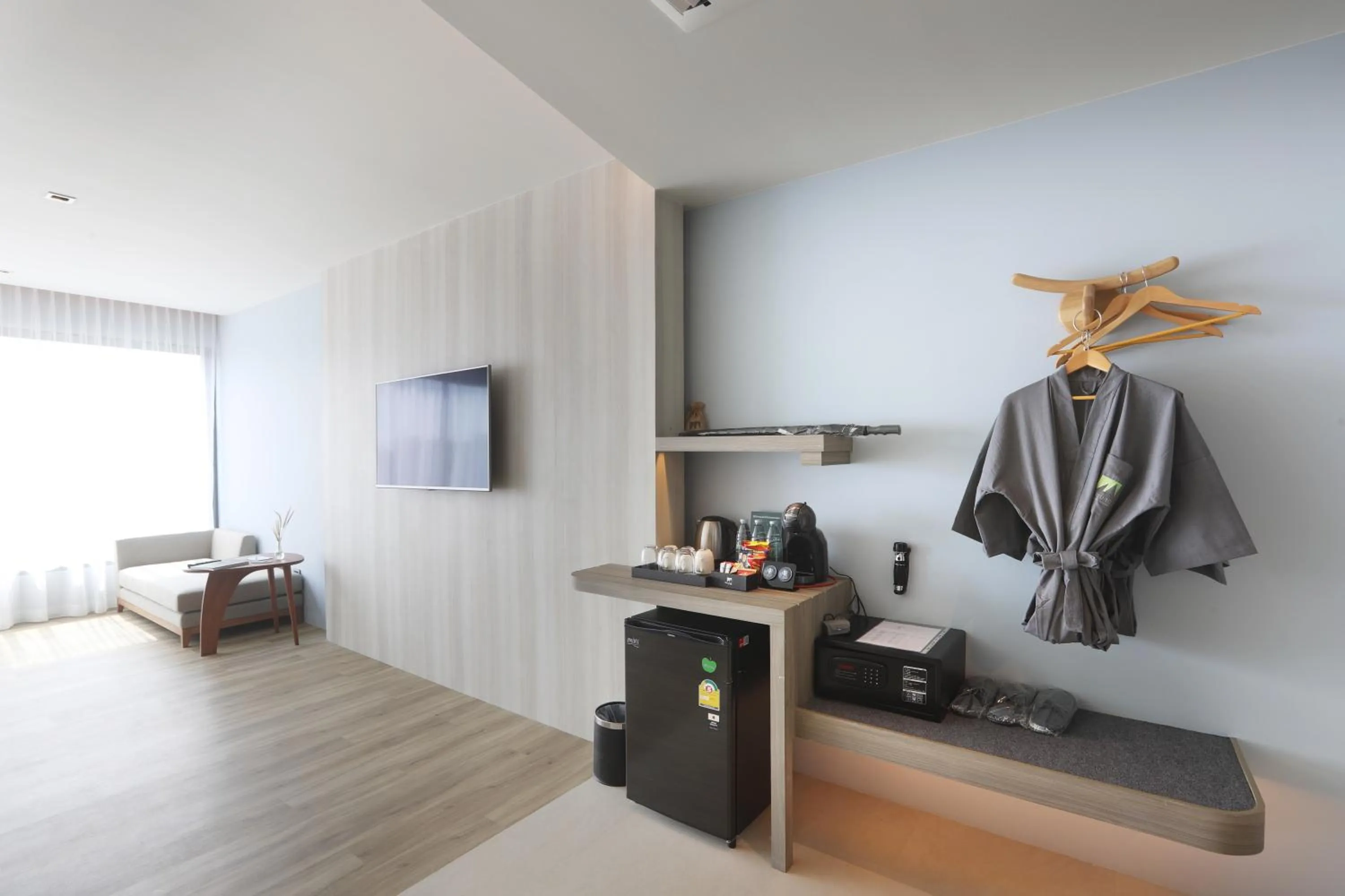 Photo of the whole room in The Signature Hotel Airport