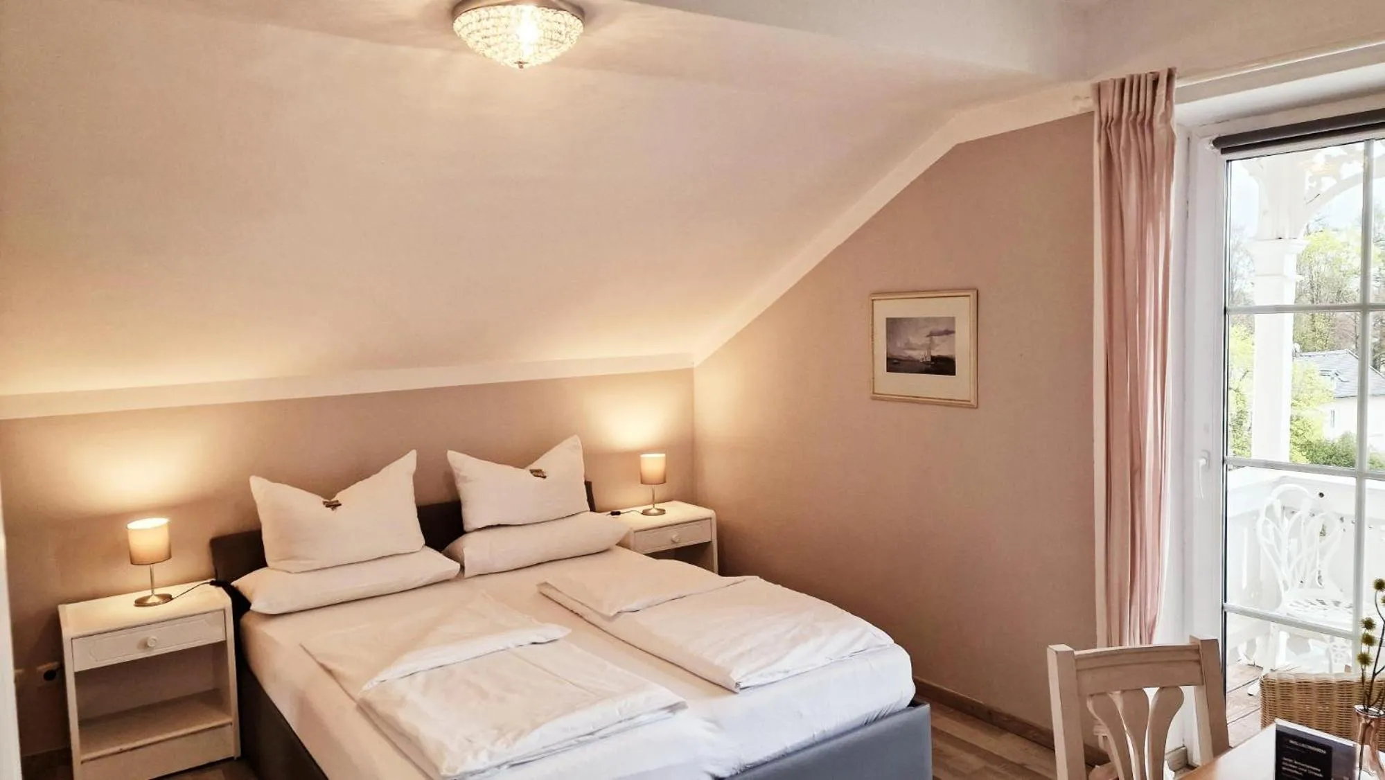 Photo of the whole room, Bed in Hotel Villa Sisi