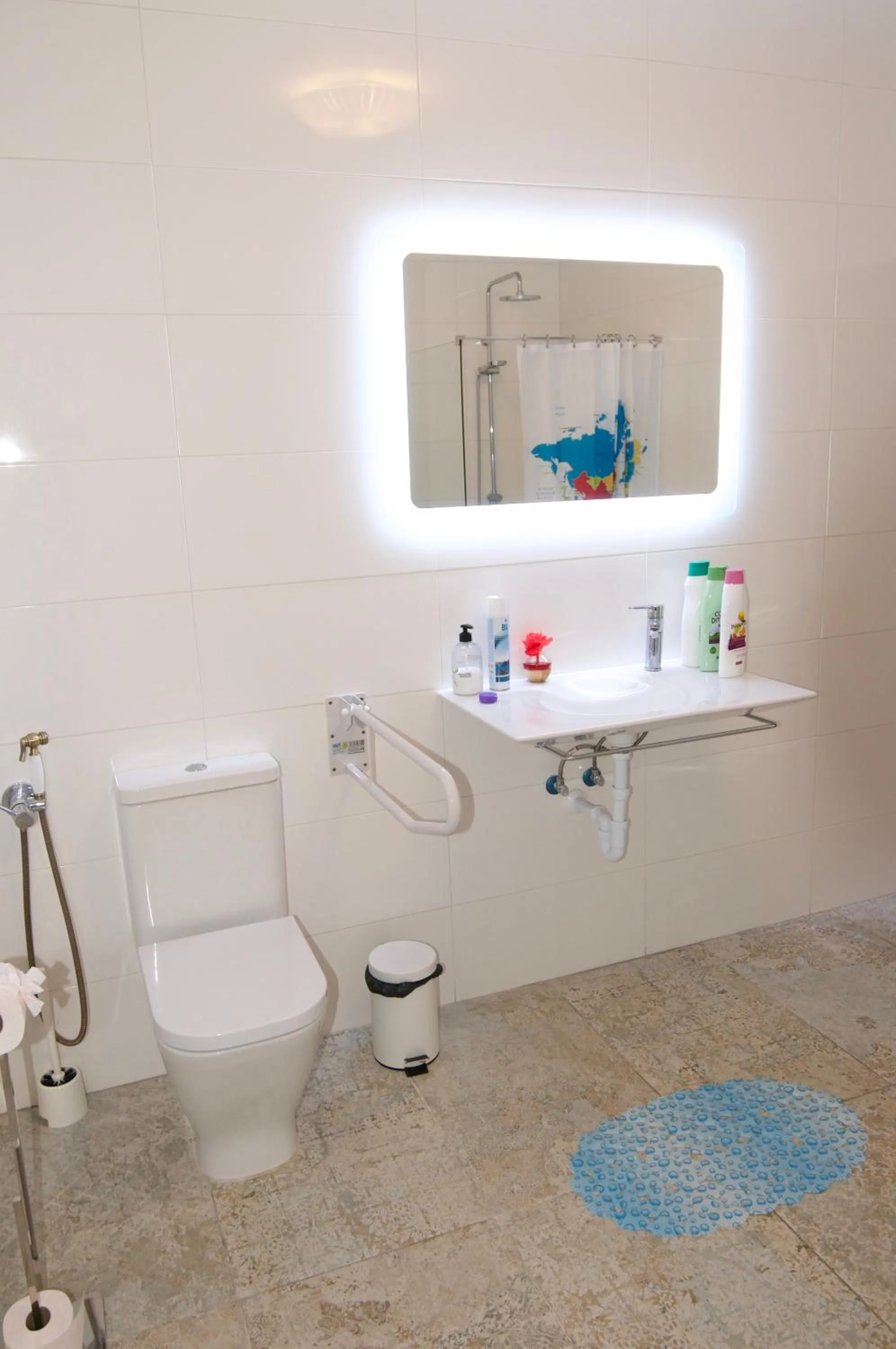 Toilet in Loft Valentia Ifach Calpe
