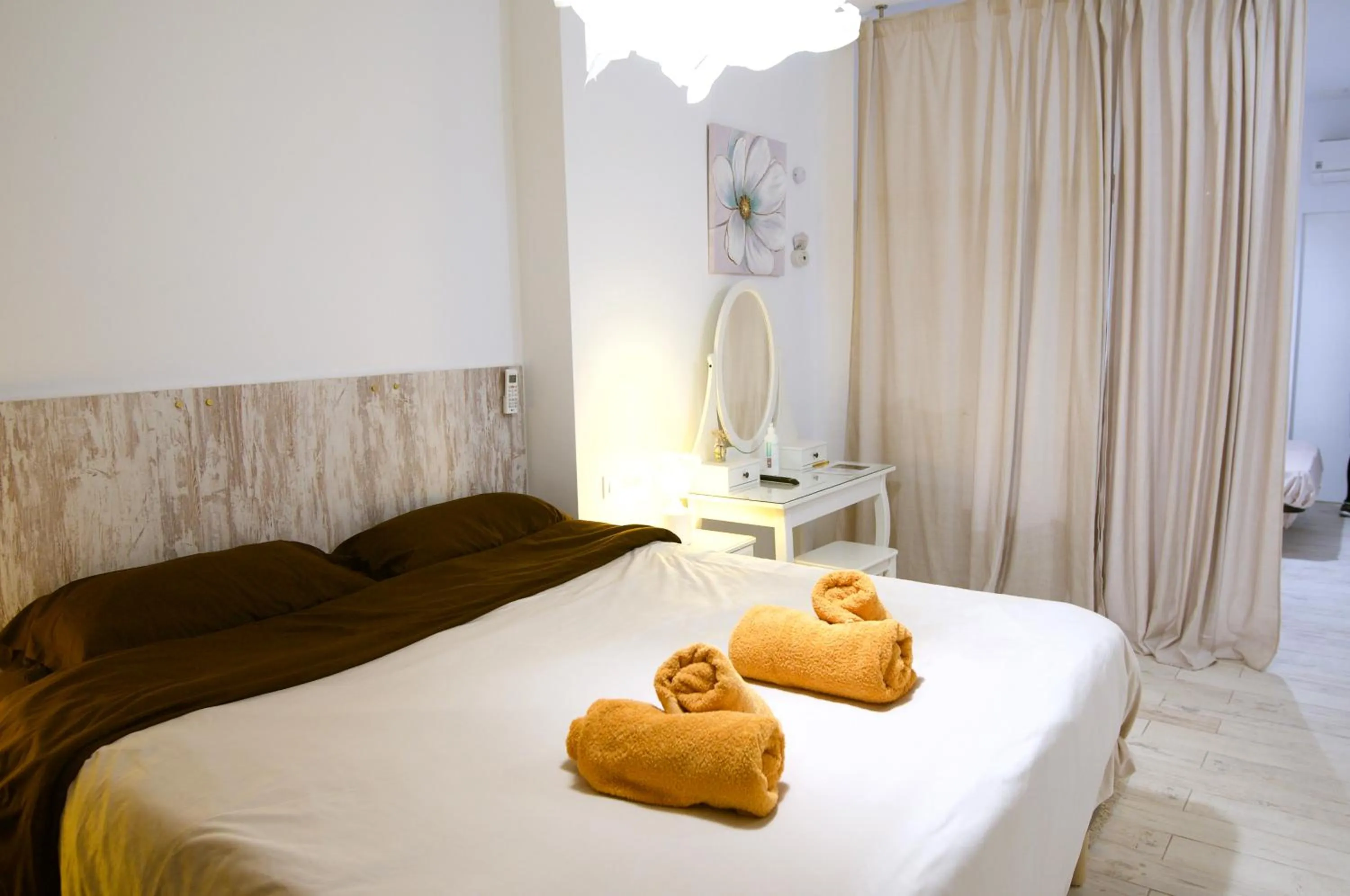 Bed in Loft Valentia Ifach Calpe