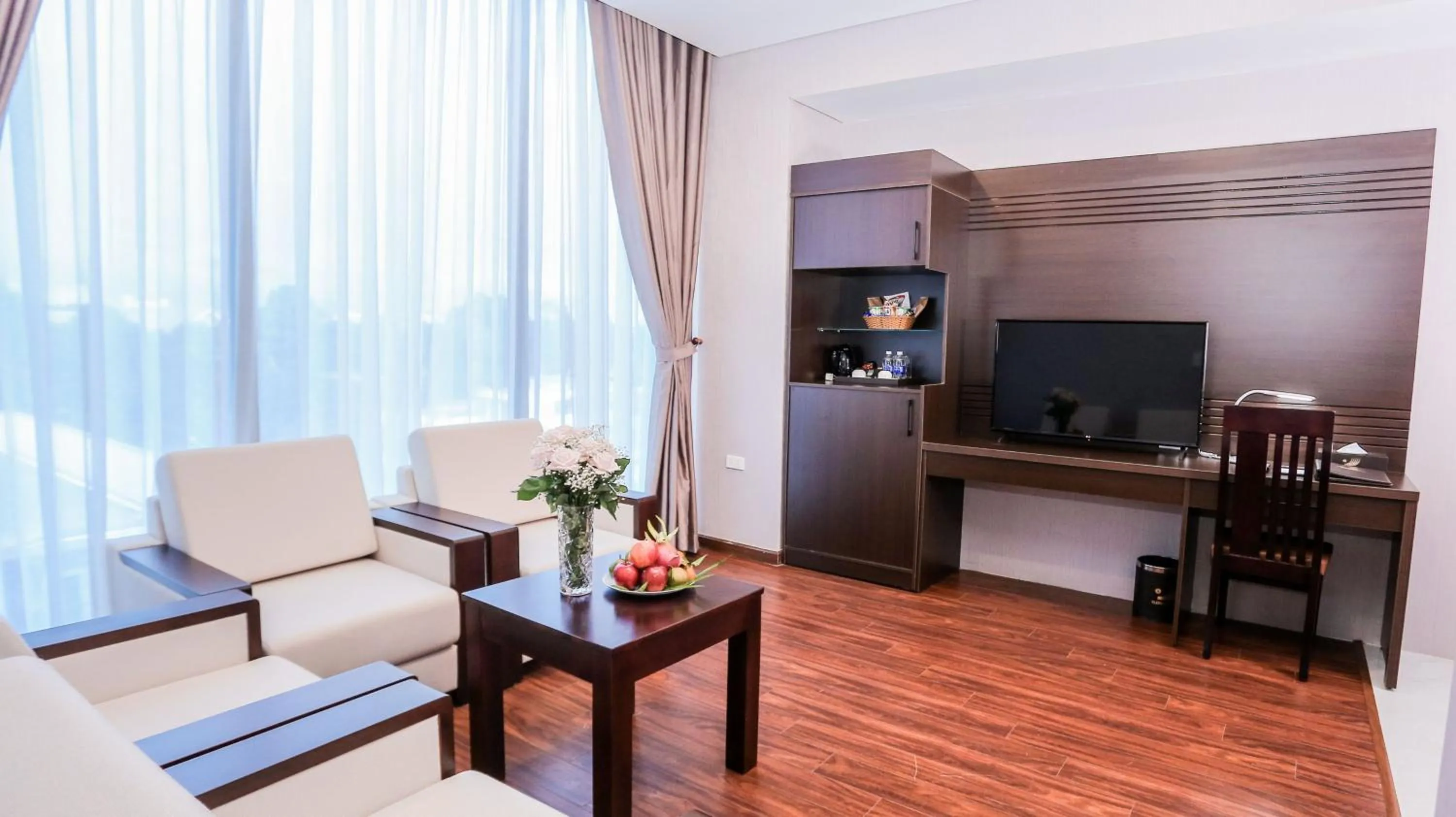 Living room in Elephants Hotel