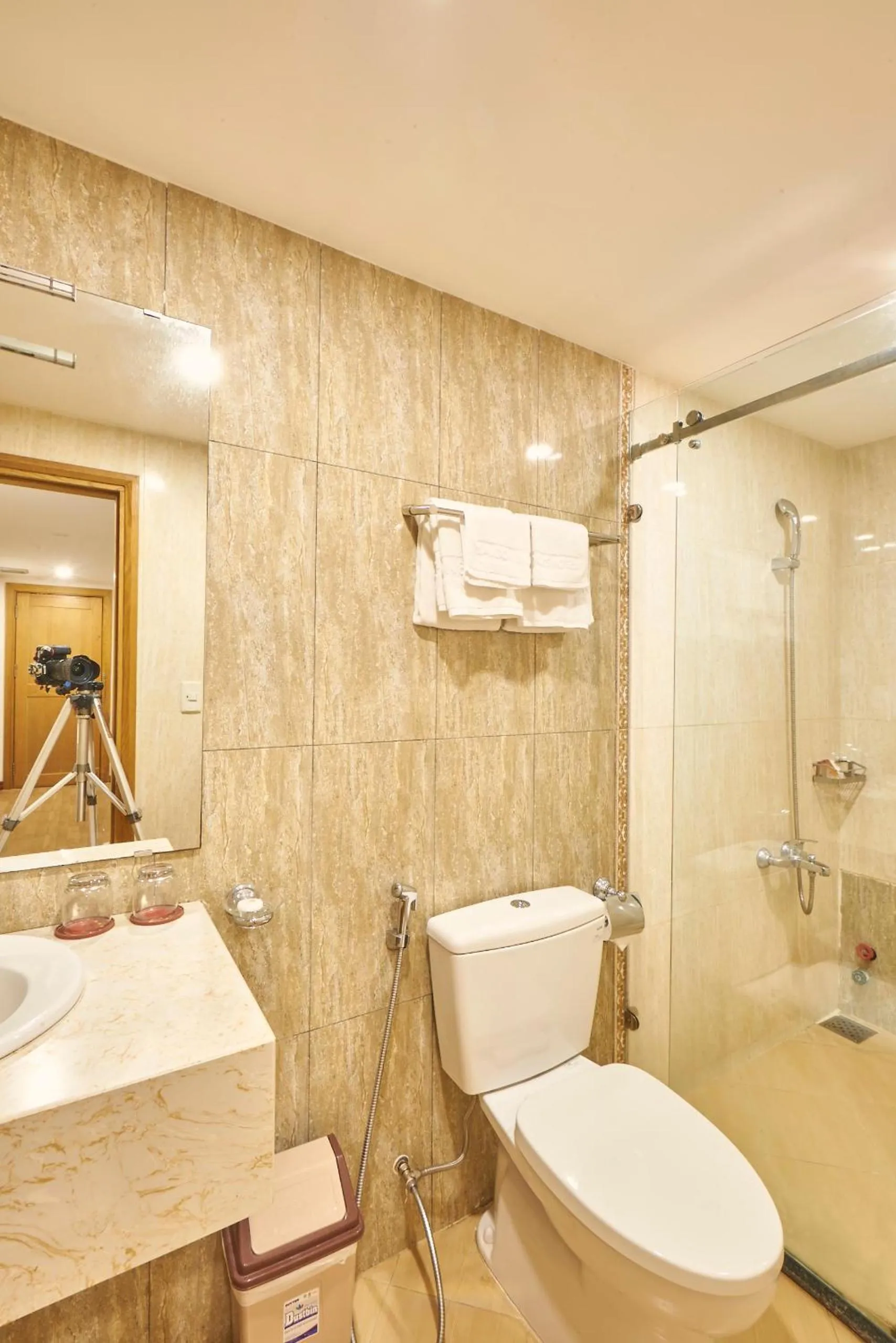 Bathroom in Sai Gon's Book Hotel - The Airport Front