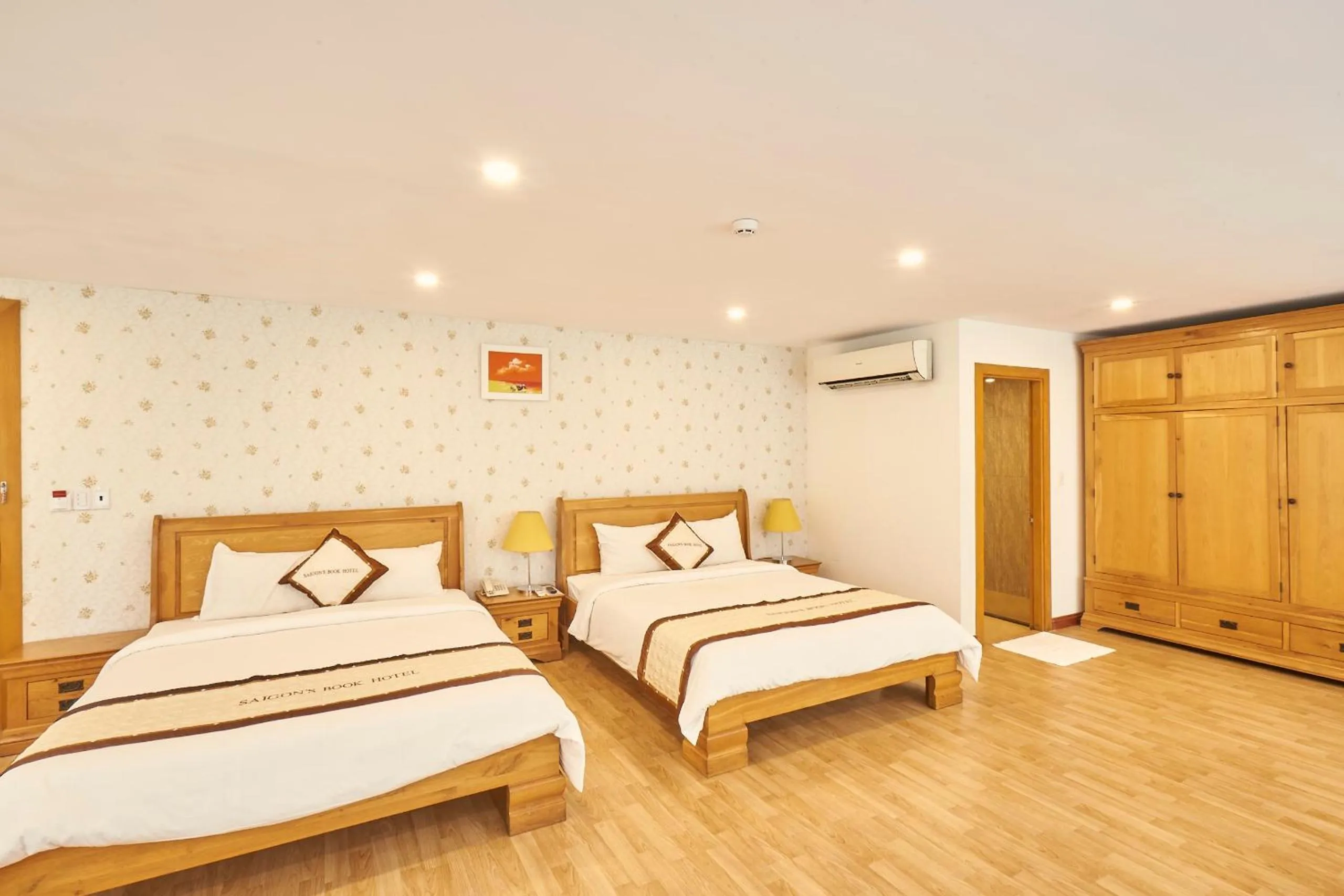 Bed in Sai Gon's Book Hotel - The Airport Front