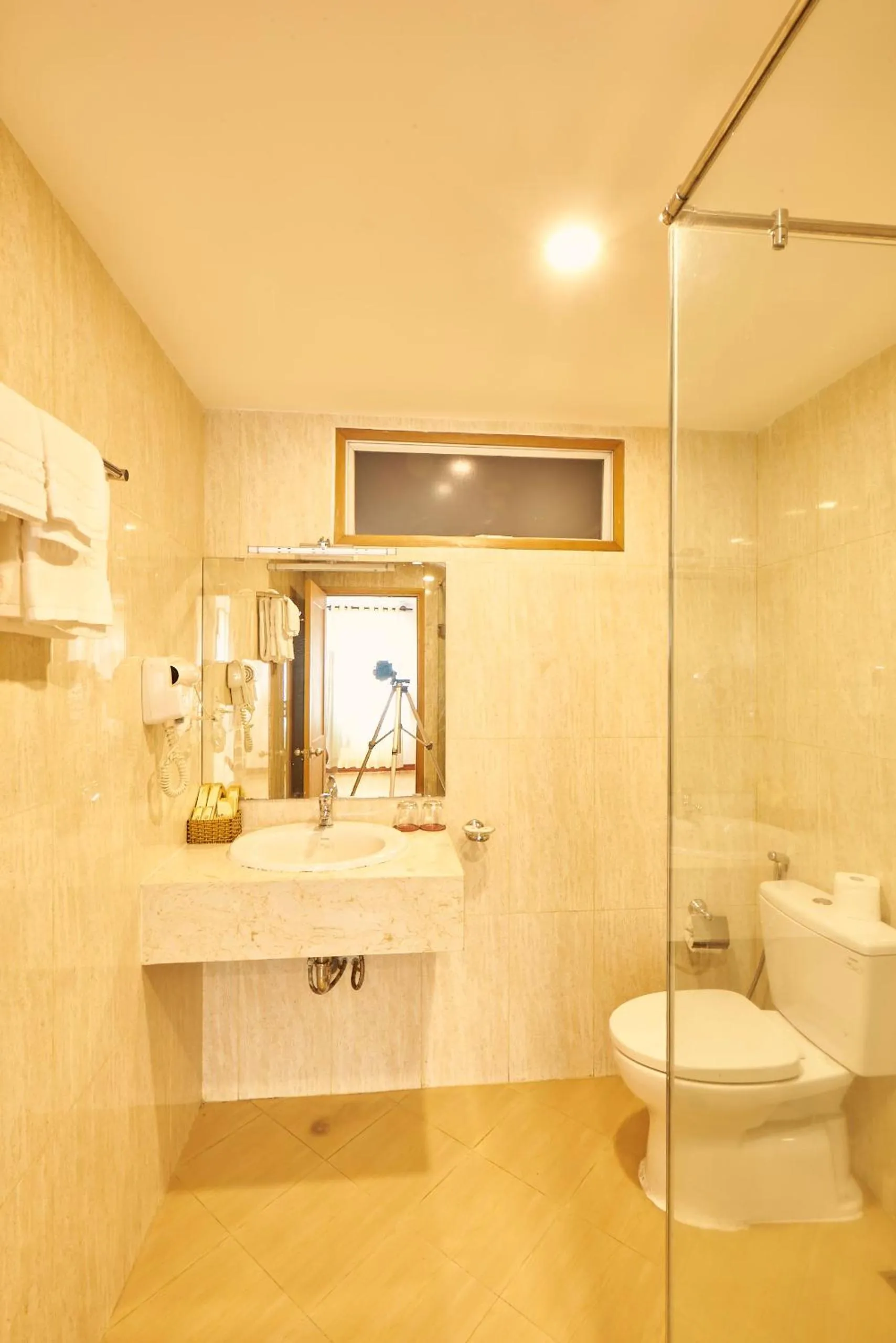 Bathroom in Sai Gon's Book Hotel - The Airport Front