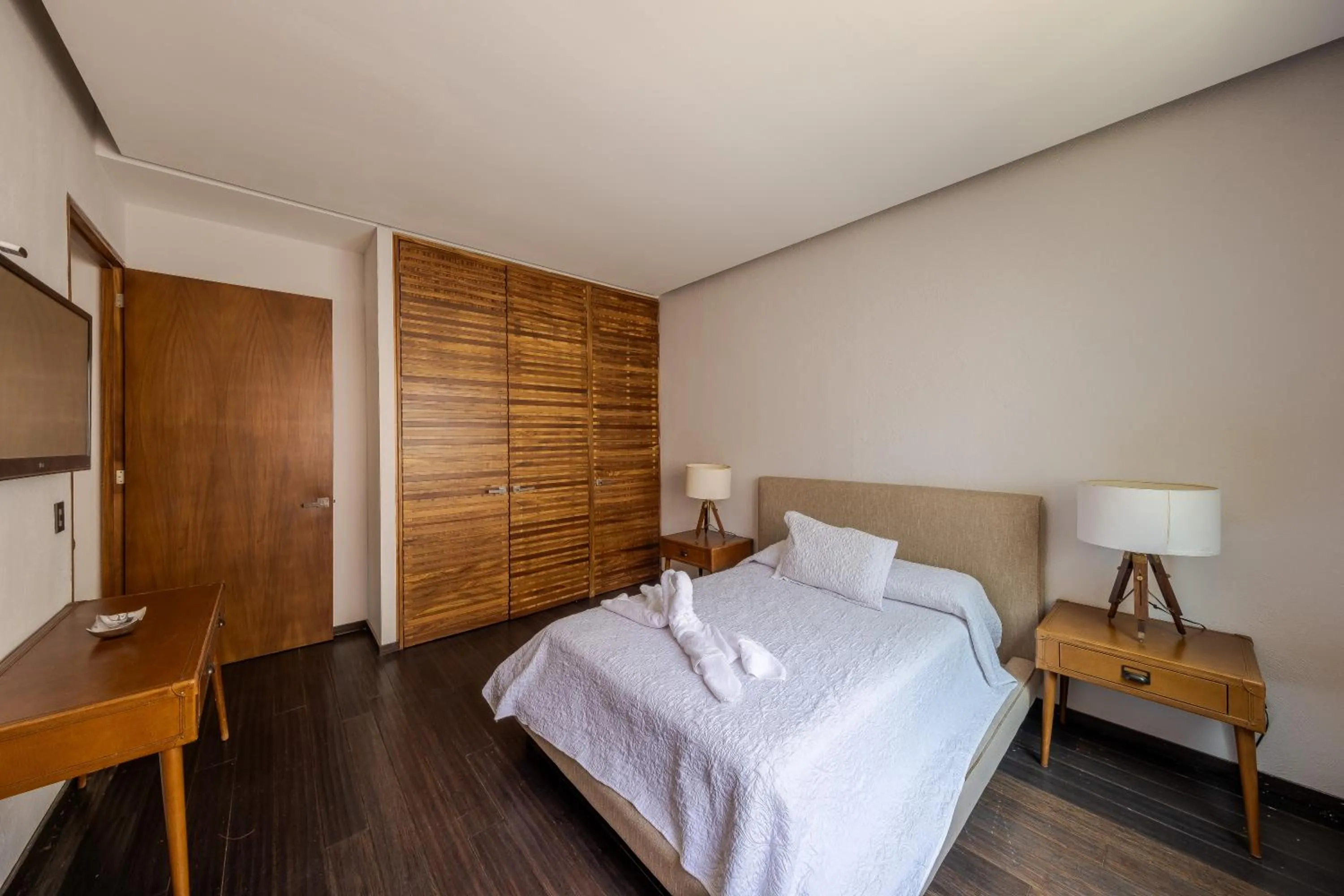 Bed in Nimue Marina Residence