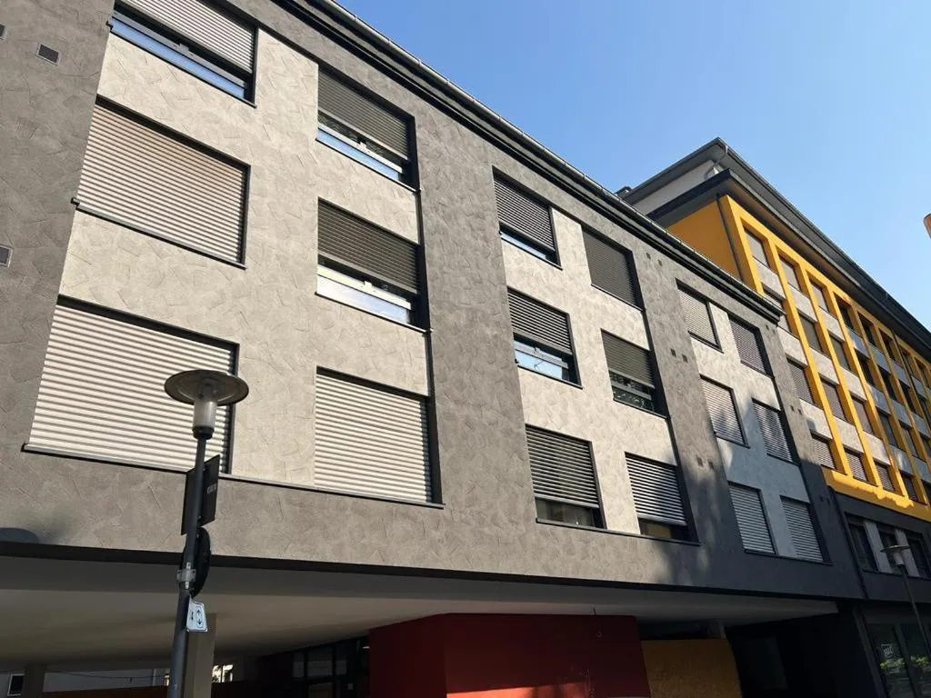 Facade/entrance in YUGOGO PELLICO 8 Trento Centro