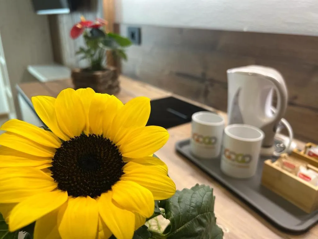 Coffee/tea facilities in YUGOGO PELLICO 8 Trento Centro