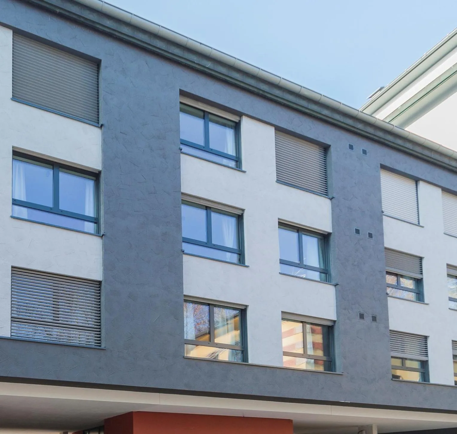 Property building in YUGOGO PELLICO 8 Trento Centro