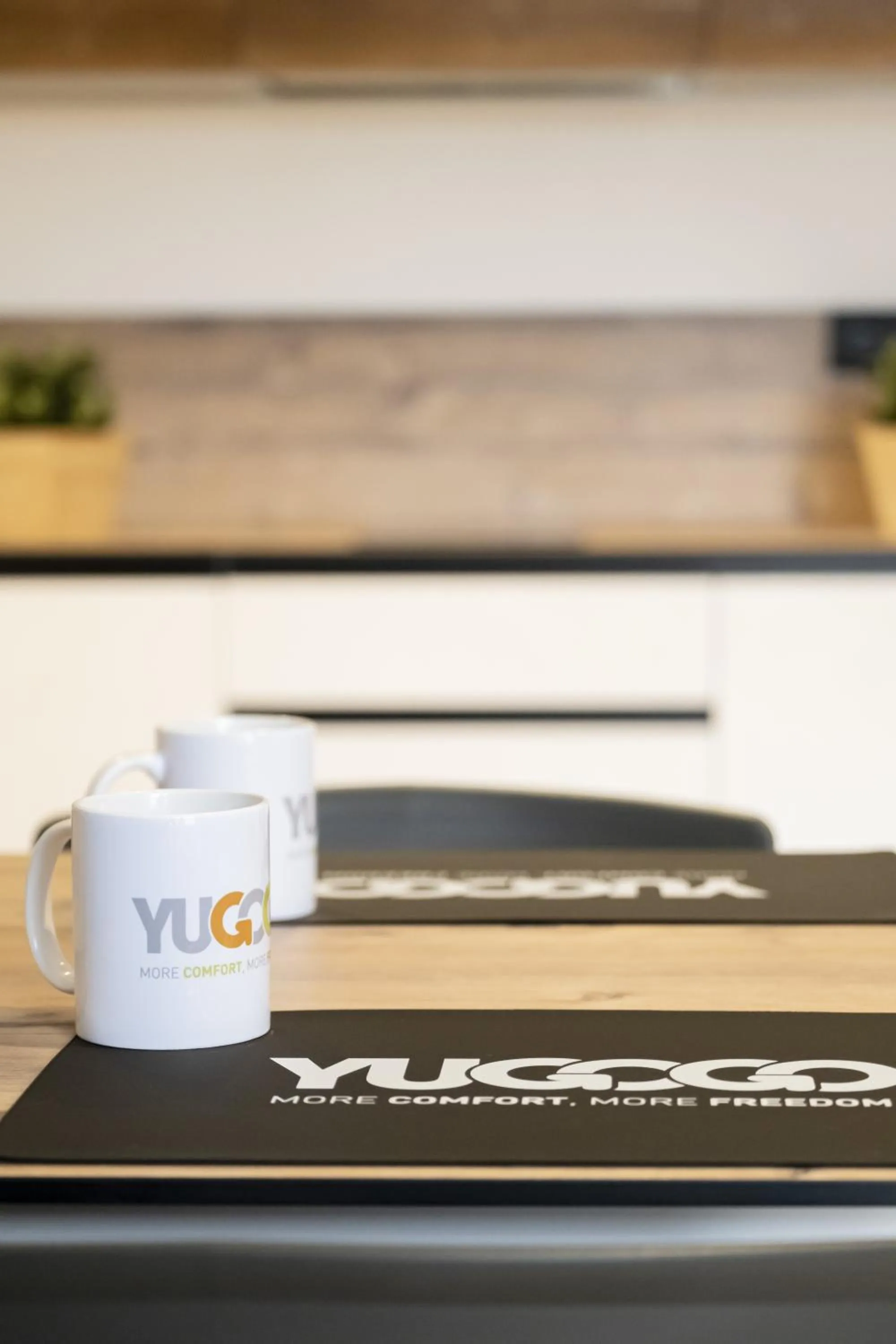 Logo/Certificate/Sign in YUGOGO PELLICO 8 Trento Centro