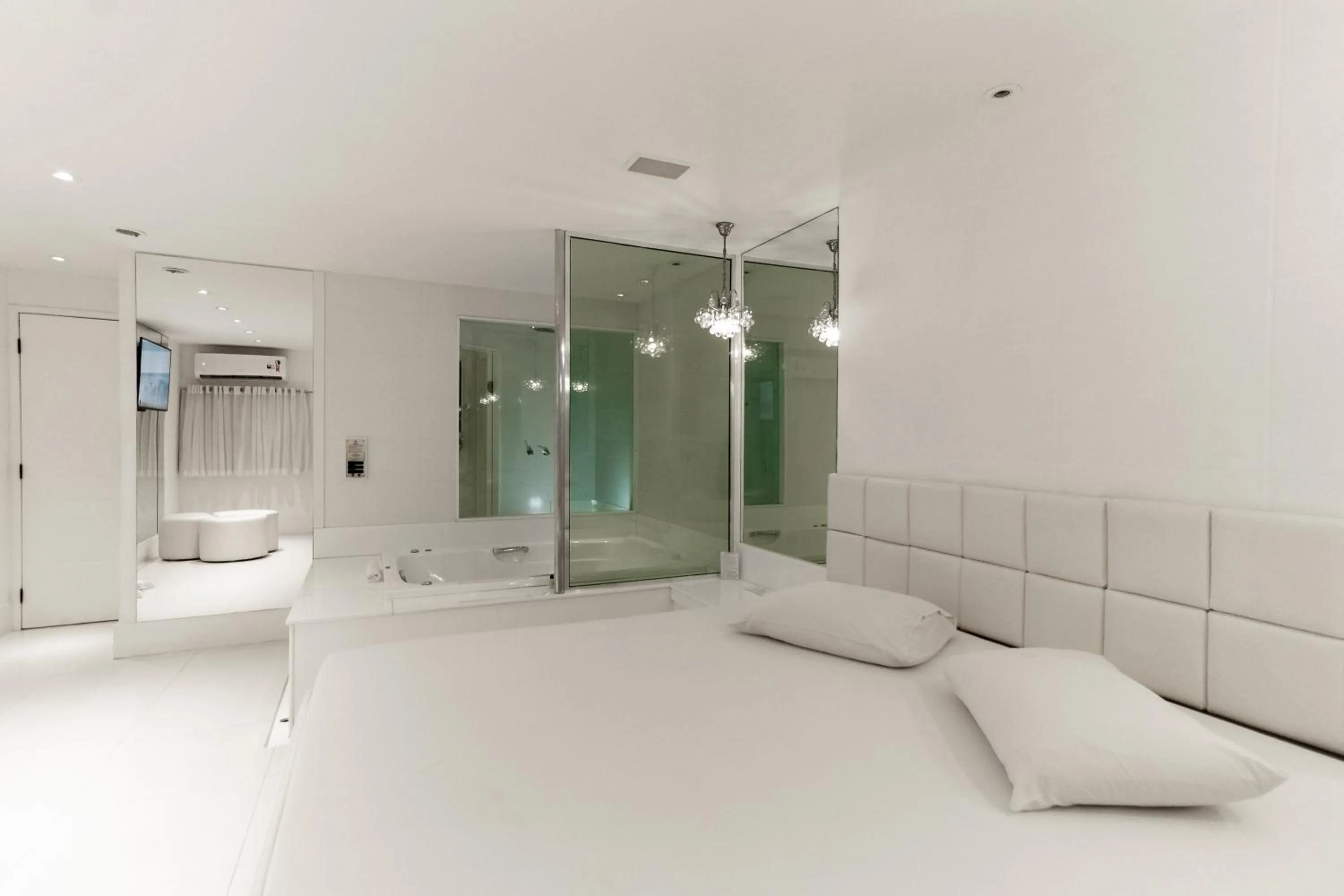 Bed in BAMBINA HOTEL -Adultos Somente