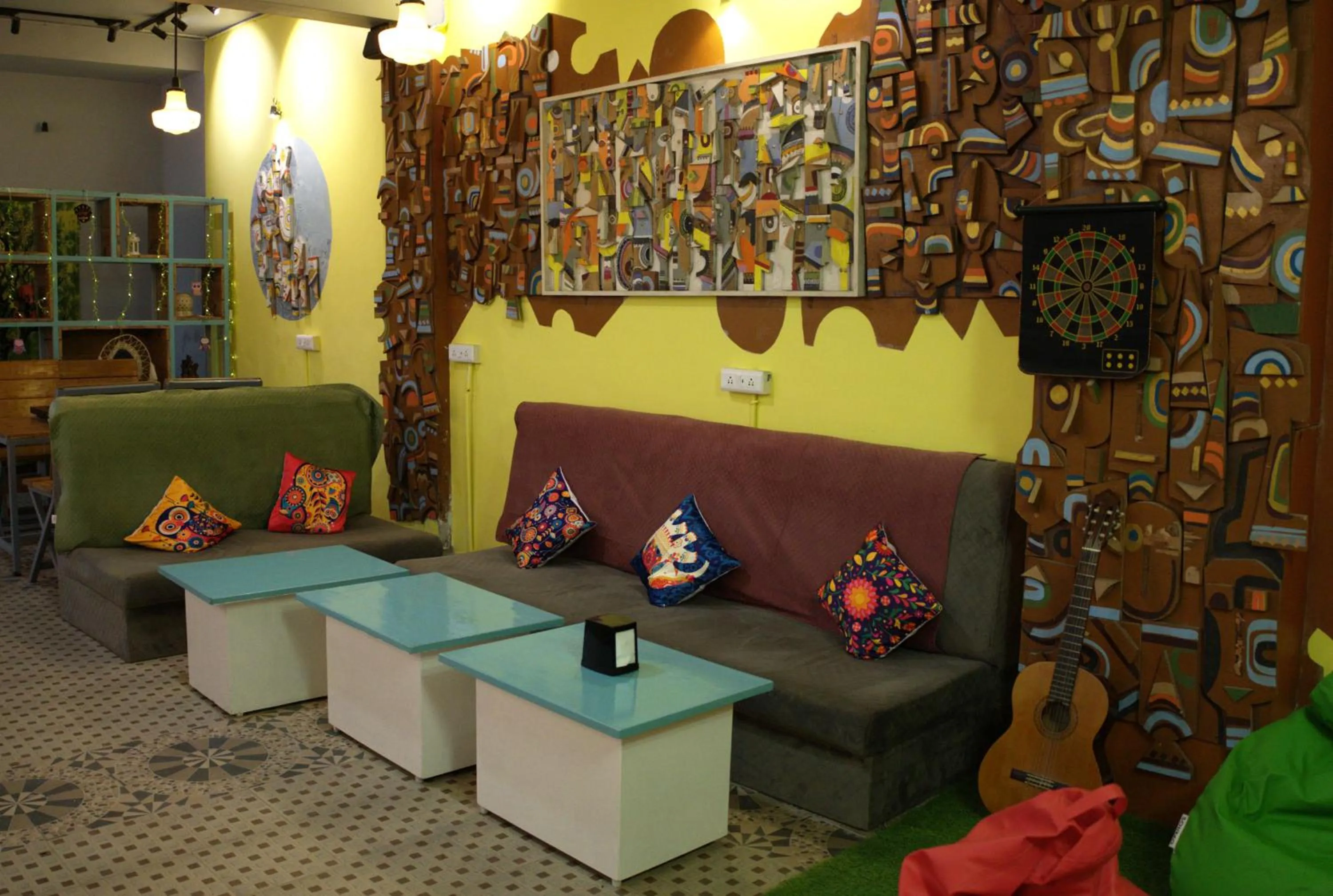 Restaurant/places to eat in Trippme Rishikesh - Boutique Hostel, Tapovan