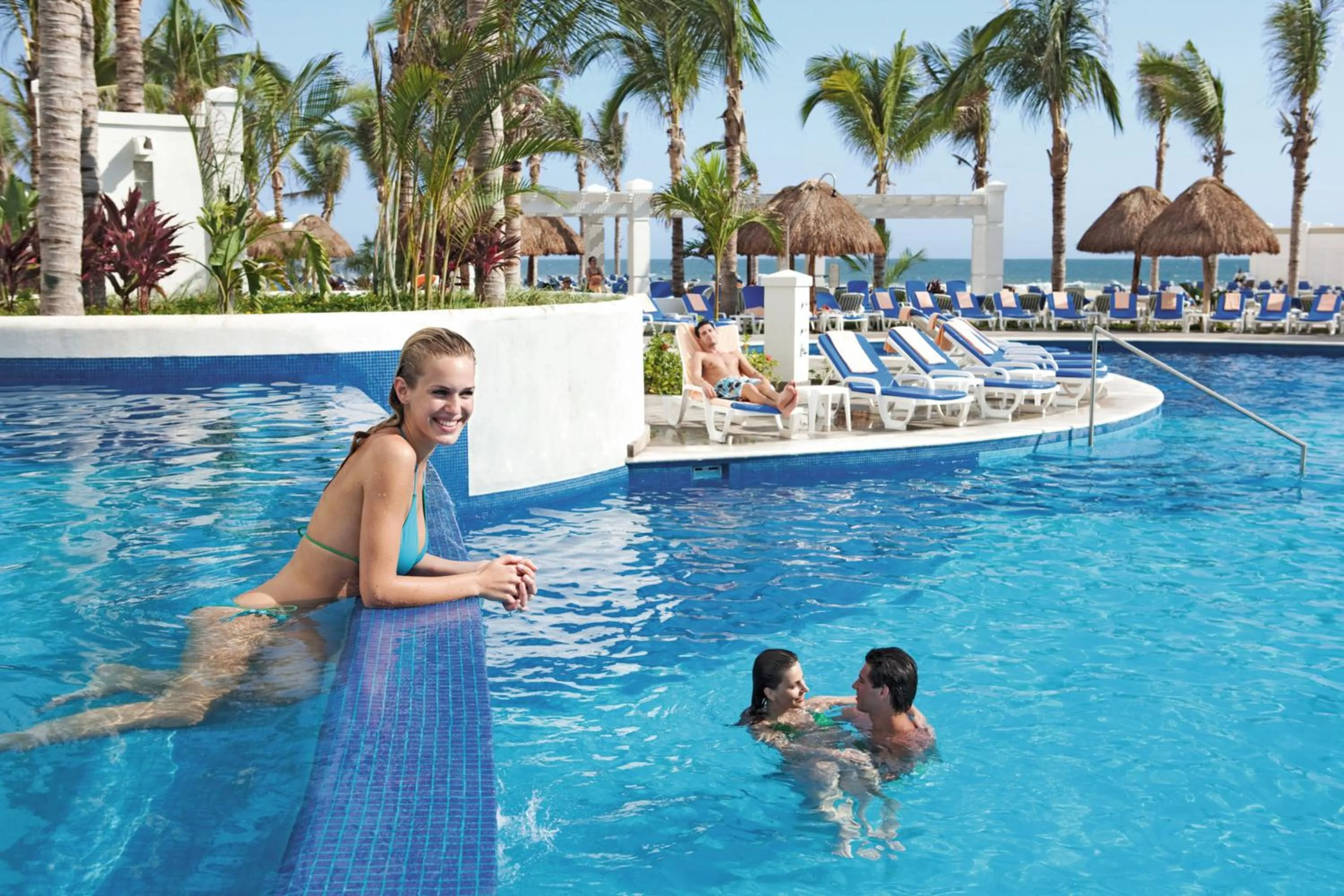 Swimming pool in Riu Emerald Bay - All Inclusive