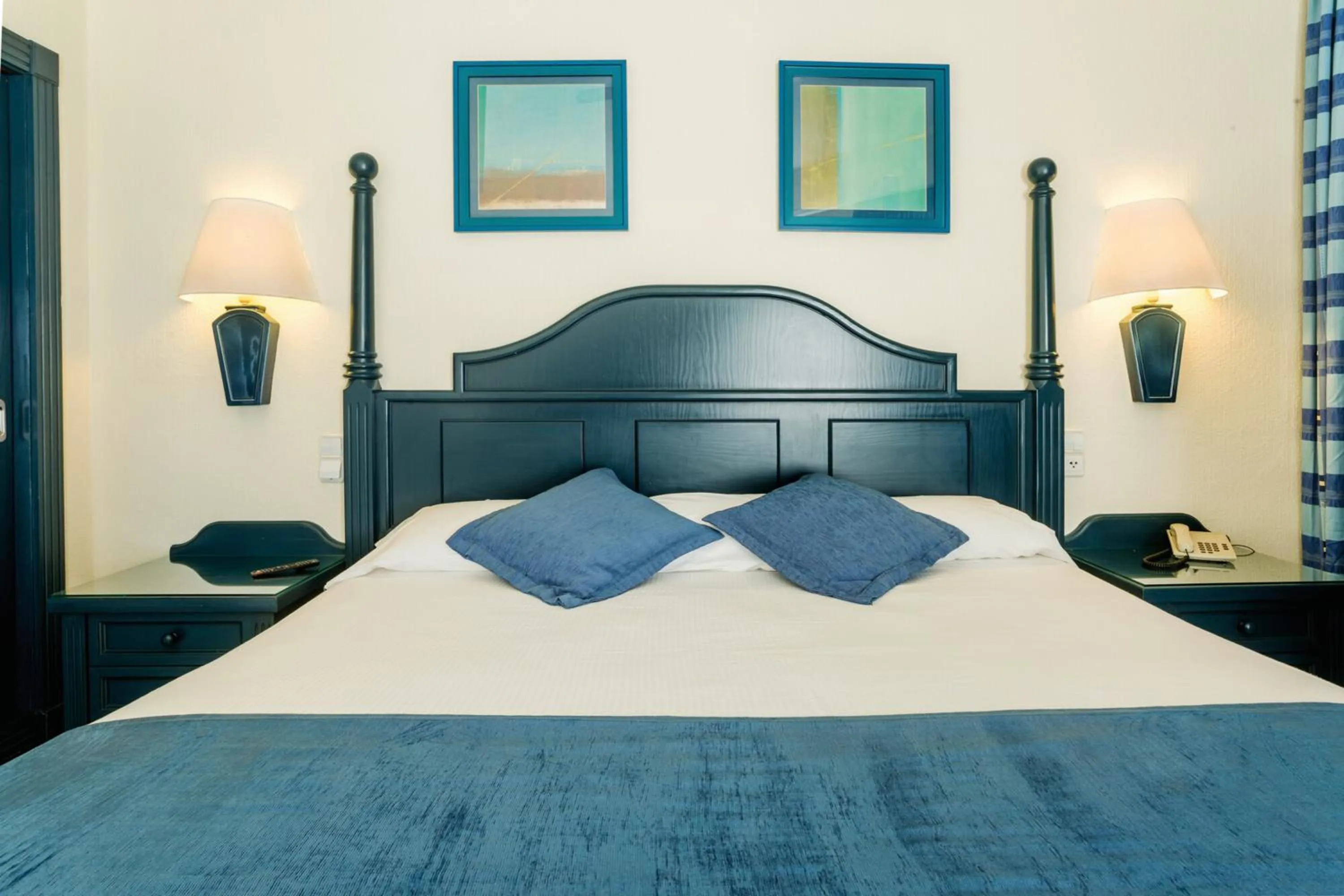 Bed in Riu Emerald Bay - All Inclusive