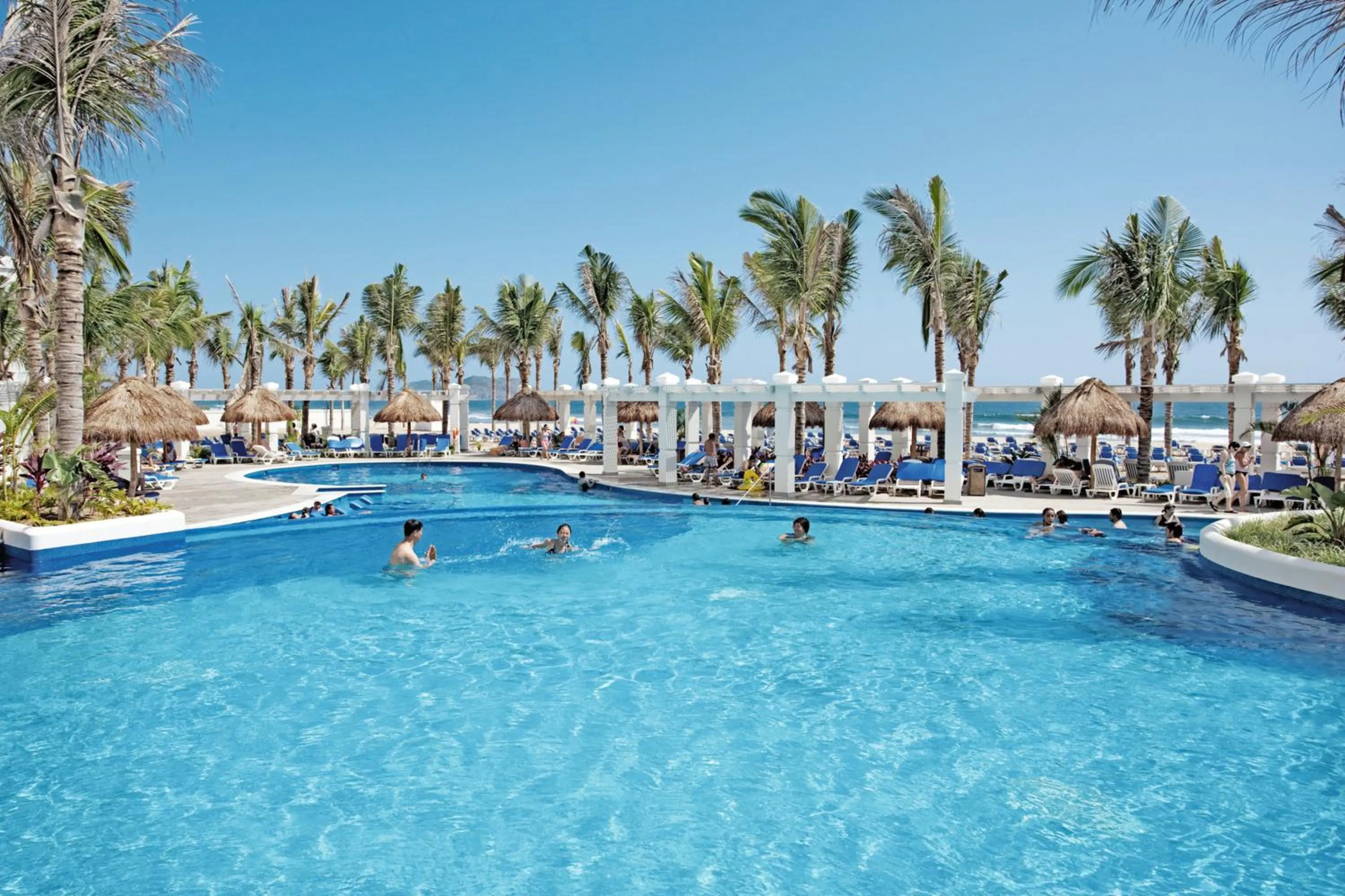 Swimming pool in Riu Emerald Bay - All Inclusive