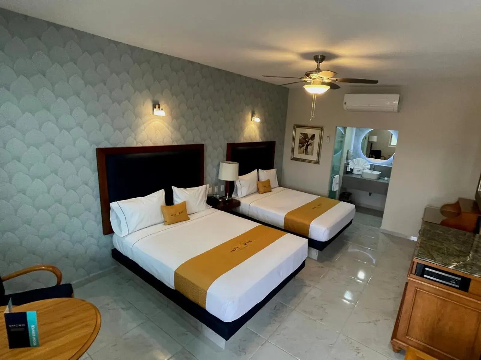 Deluxe Double Room in Hotel Maioris Bellavista Deluxe Double Room in Hotel Maioris Bellavista