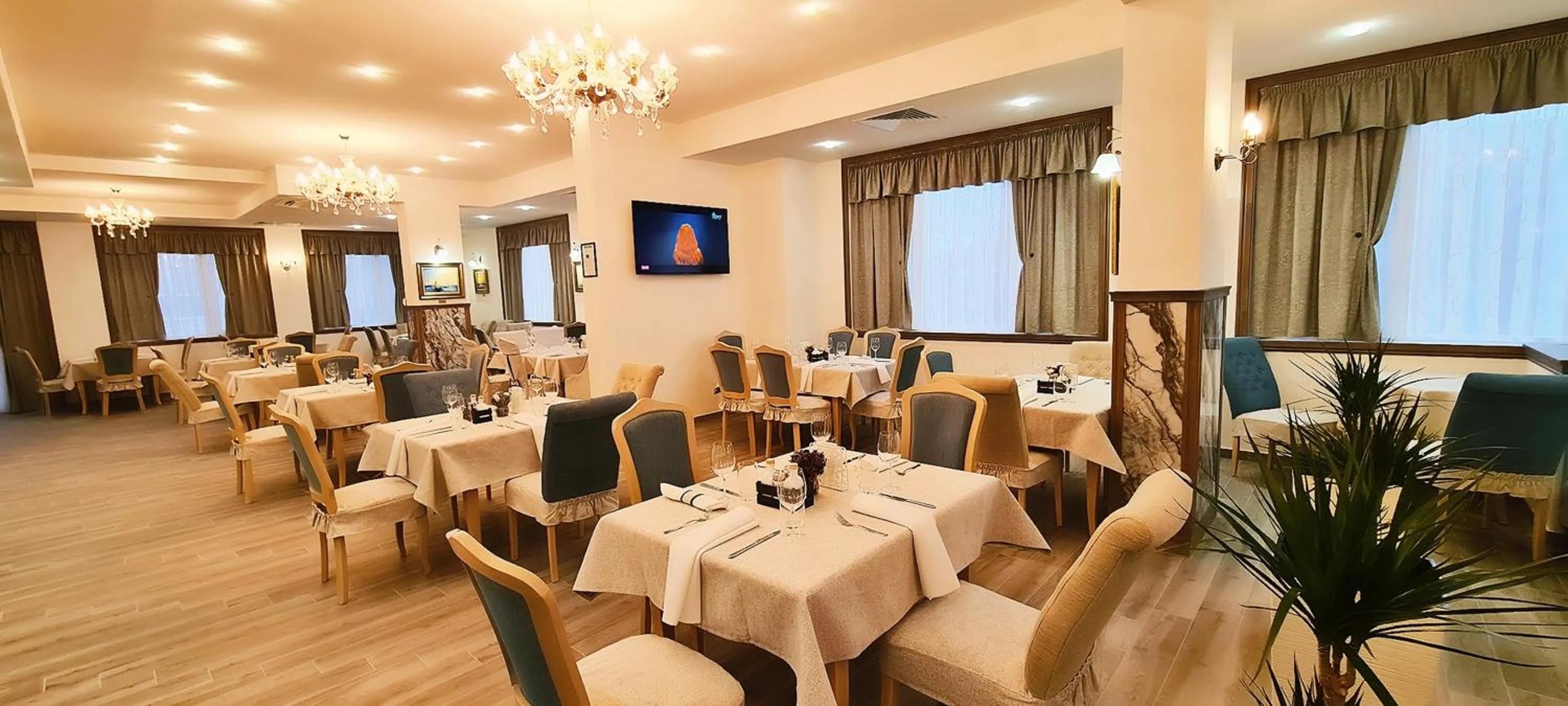 Restaurant/places to eat in Aparthotel Olympus Plaza - SPA & Indoor Pool