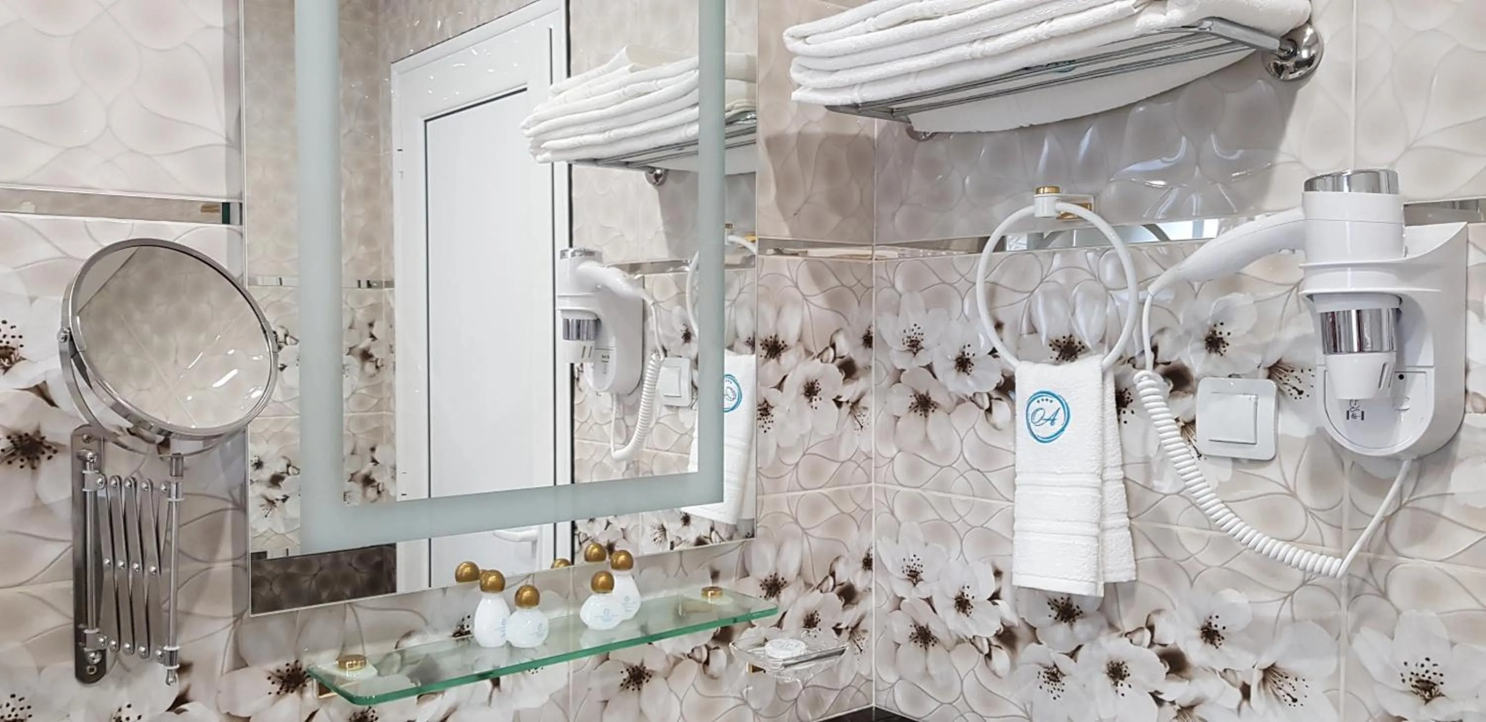 Bathroom in Aparthotel Olympus Plaza - SPA & Indoor Pool