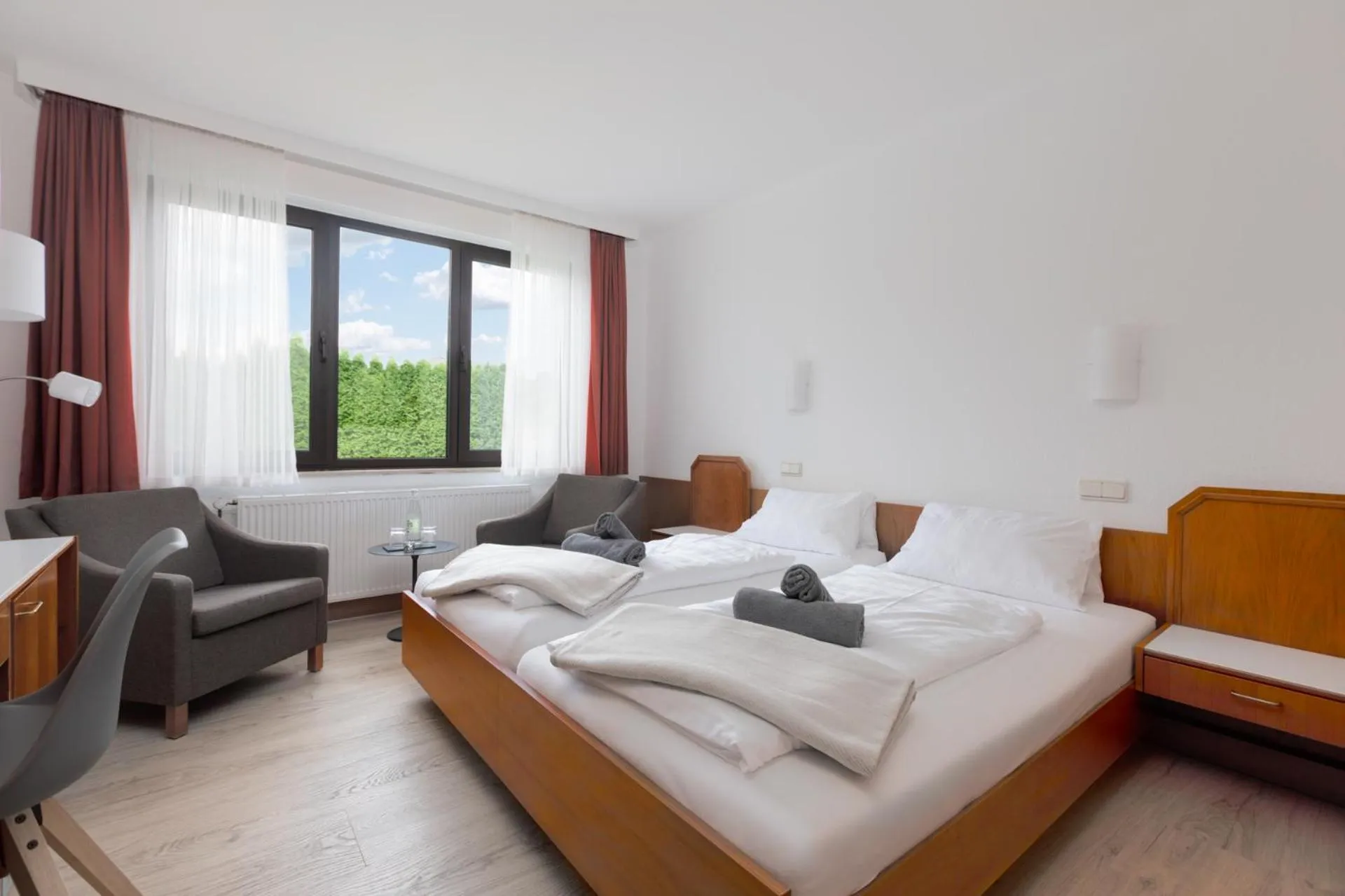 Photo of the whole room, Bed in Hotel Schomacker