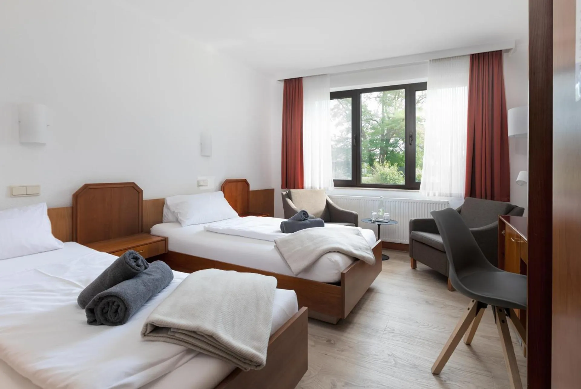 Photo of the whole room, Bed in Hotel Schomacker