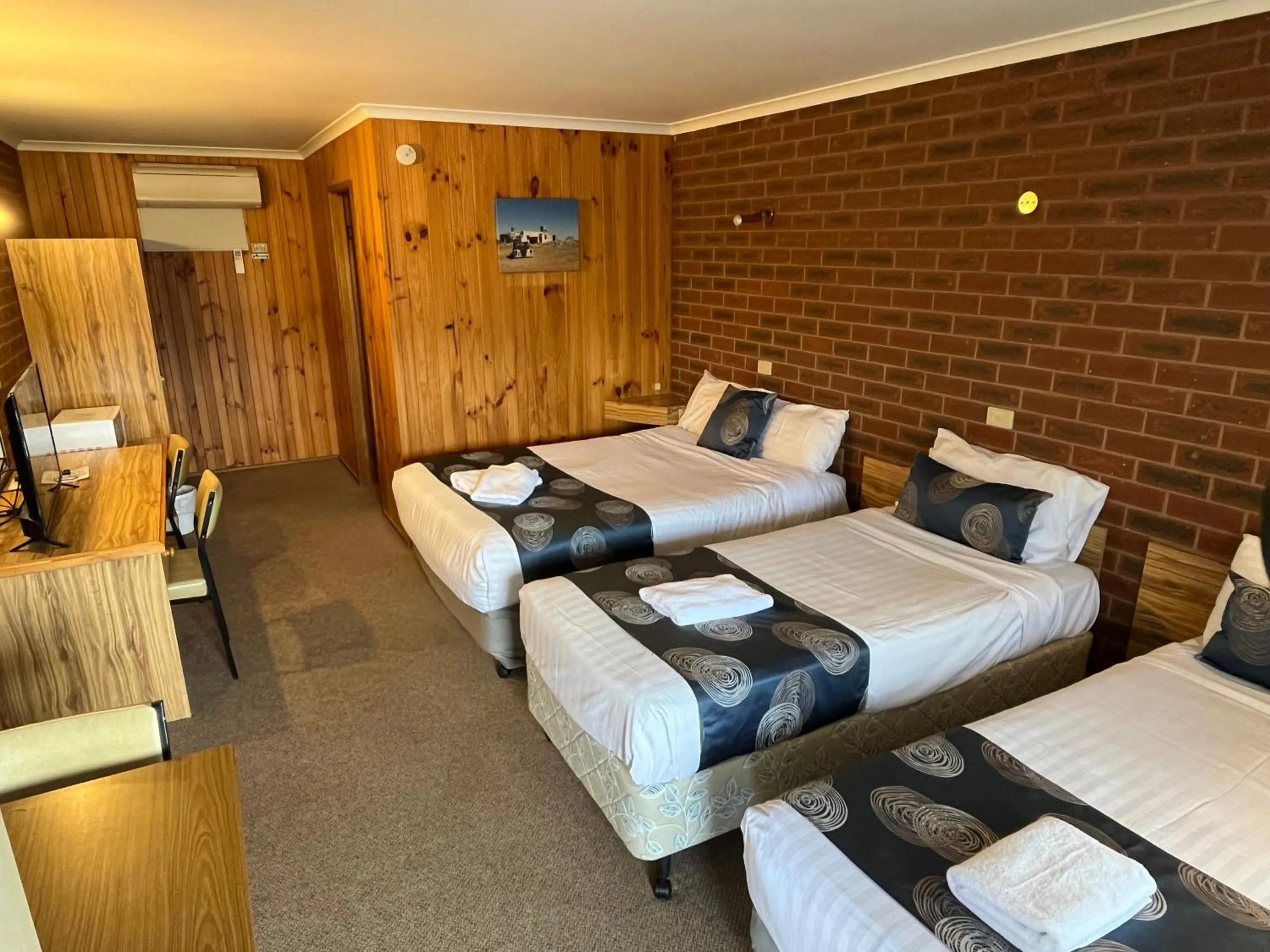 Bedroom, Bed in Barham Riverland Motel