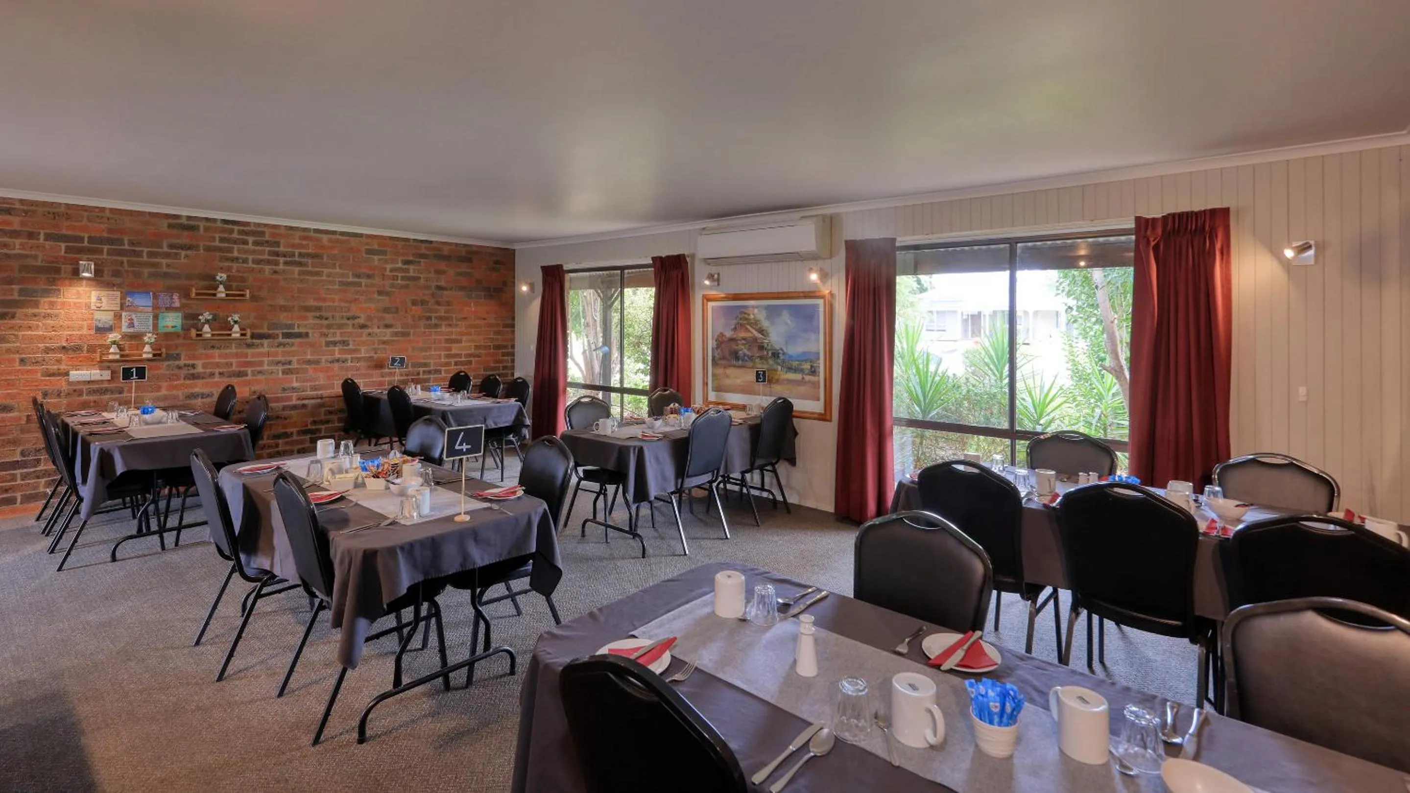 Restaurant/places to eat in Barham Riverland Motel