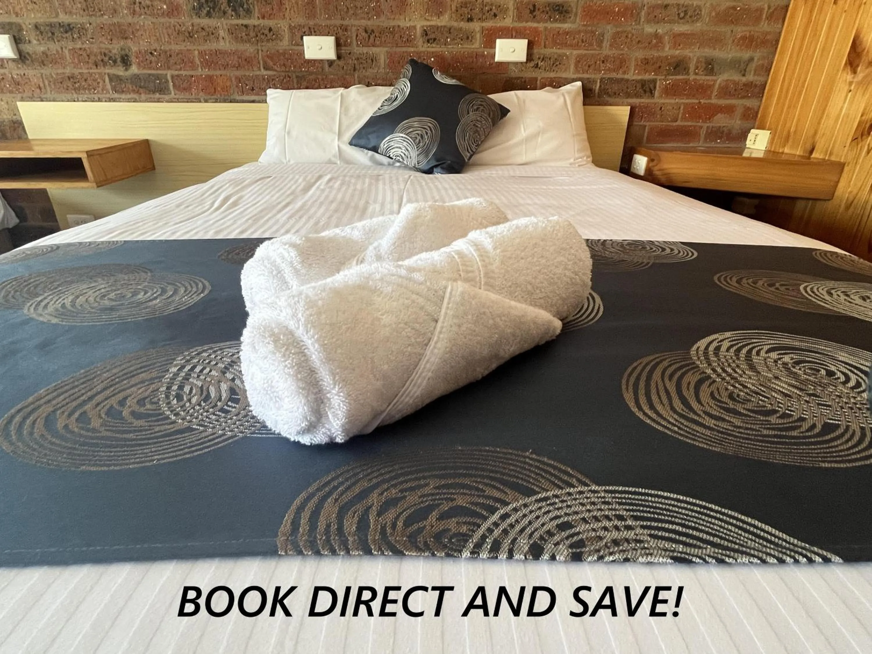 Bed in Barham Riverland Motel