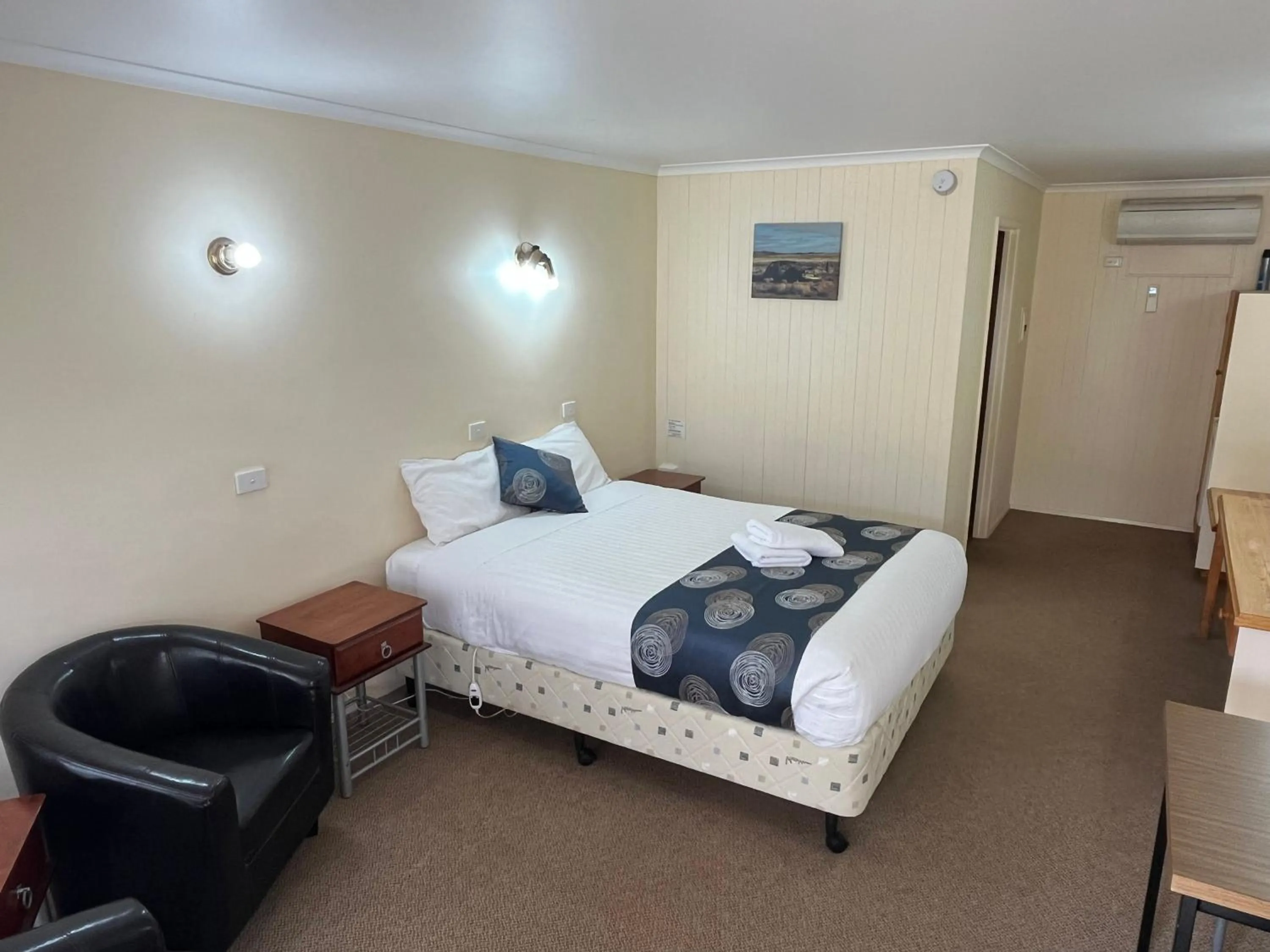 Bed in Barham Riverland Motel