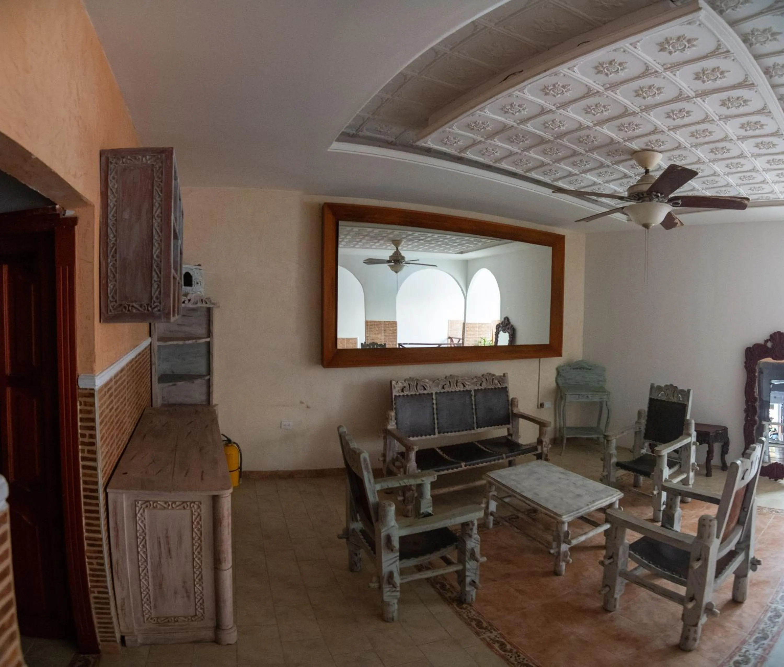 Seating area in Hotel Mangata