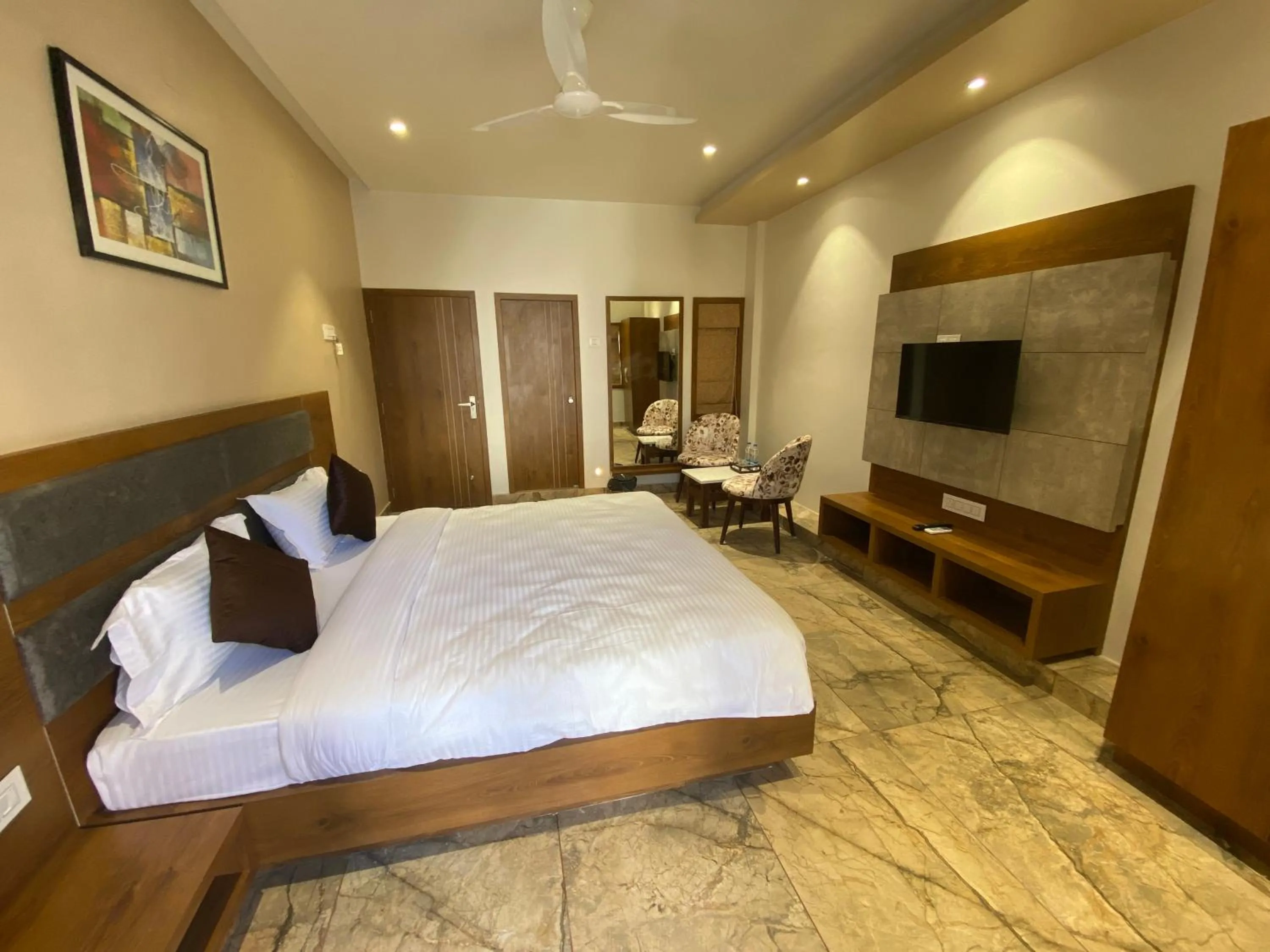 Bedroom, Bed in HOTEL DAMODAR