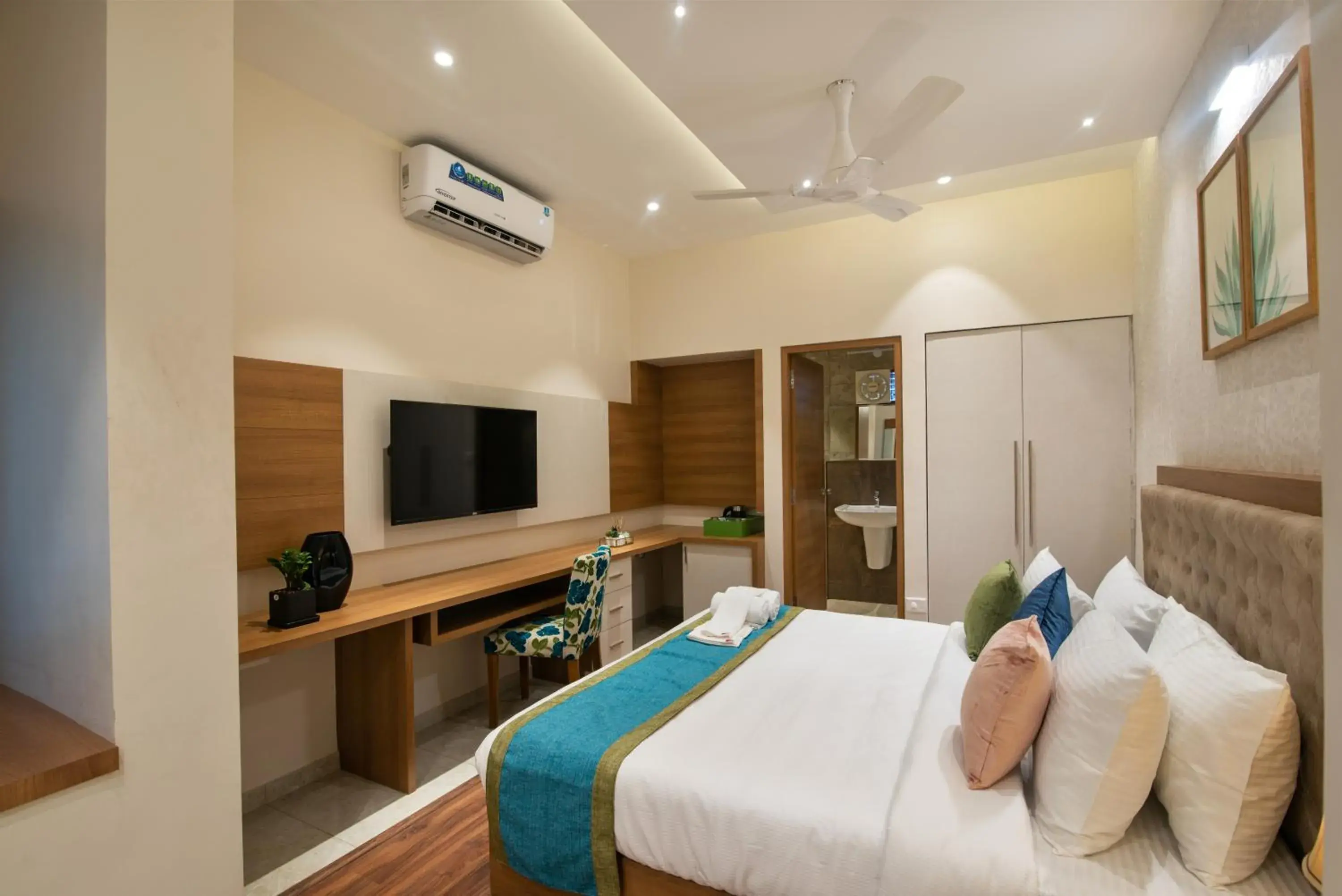 Deluxe Double Studio in Time Square Boutique Hotel & Spa Deluxe Double Studio in Time Square Boutique Hotel & Spa