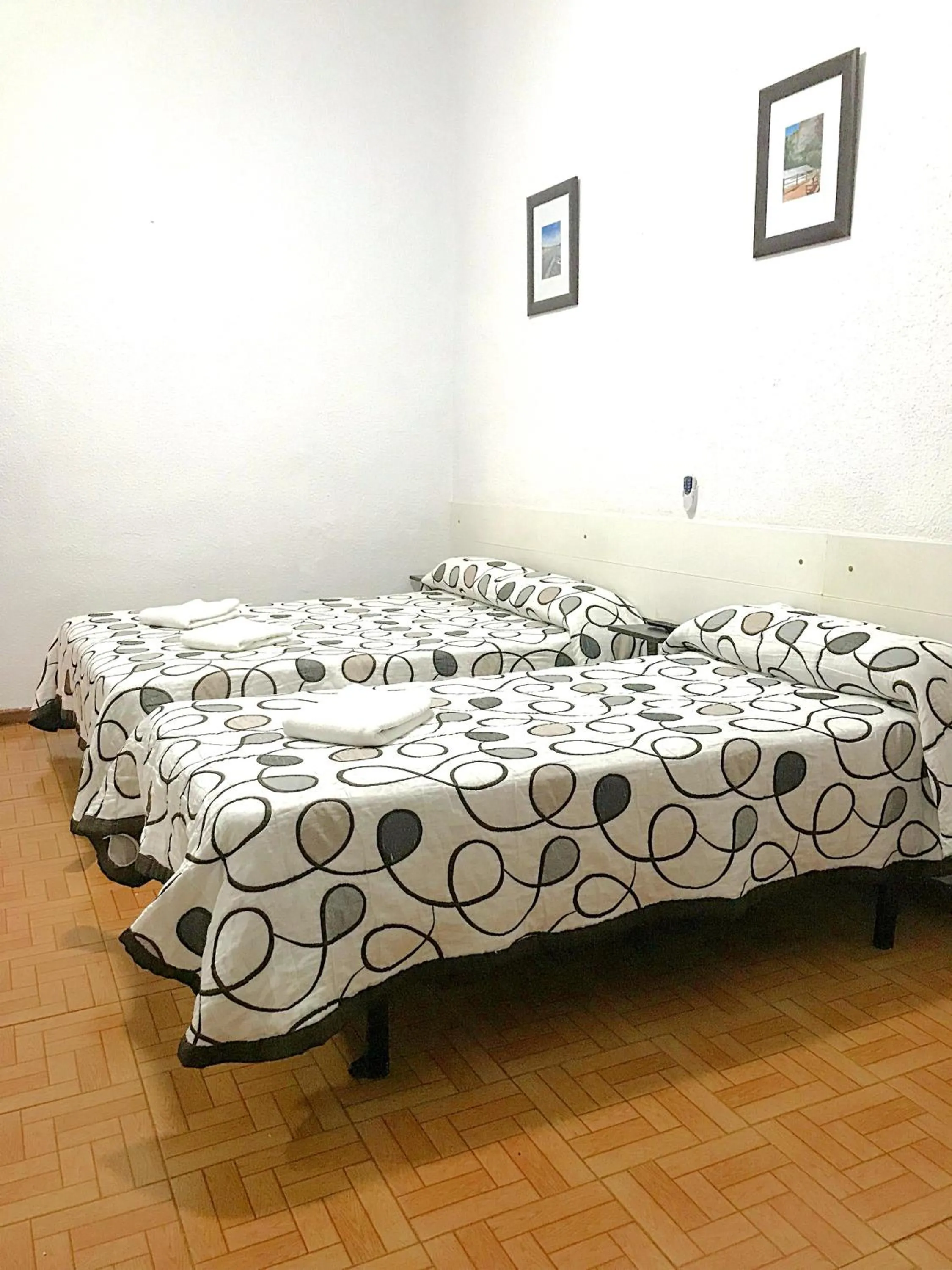 Bed in Hostal Los Arcos