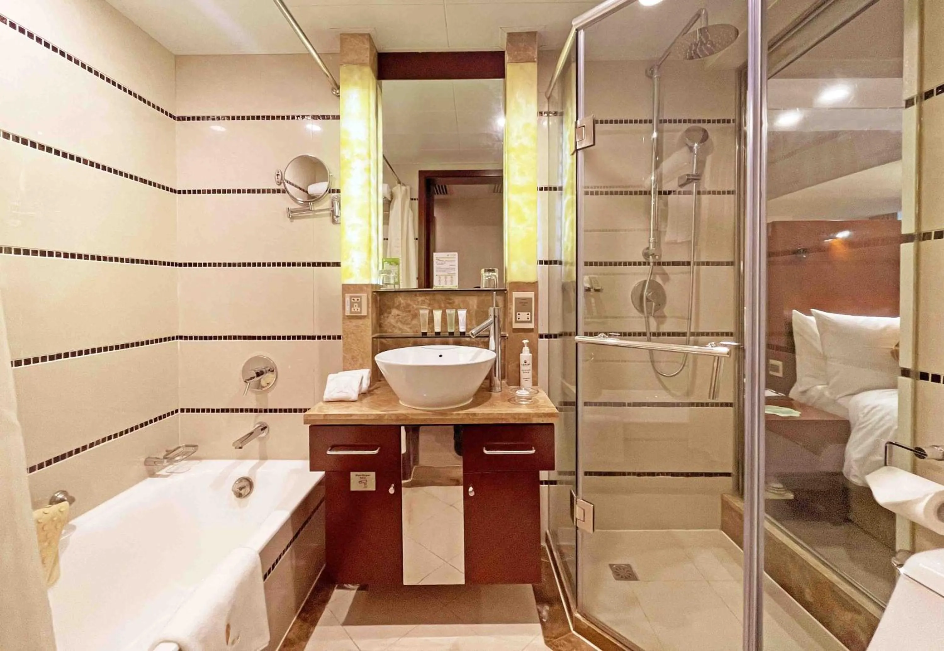 Merry Hotel Shanghai (Former Rendezvous Merry Hotel Shanghai)