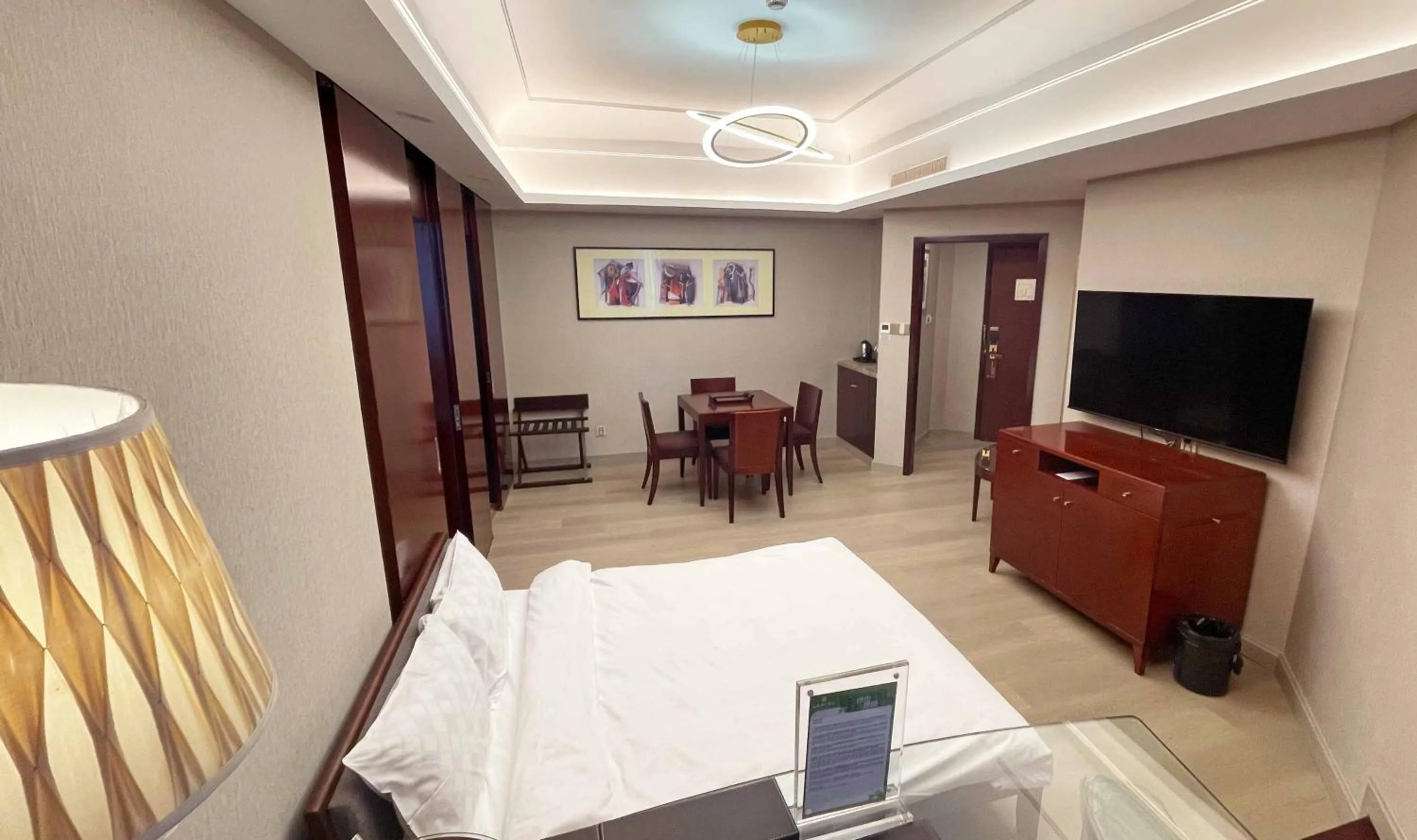 Merry Hotel Shanghai (Former Rendezvous Merry Hotel Shanghai)