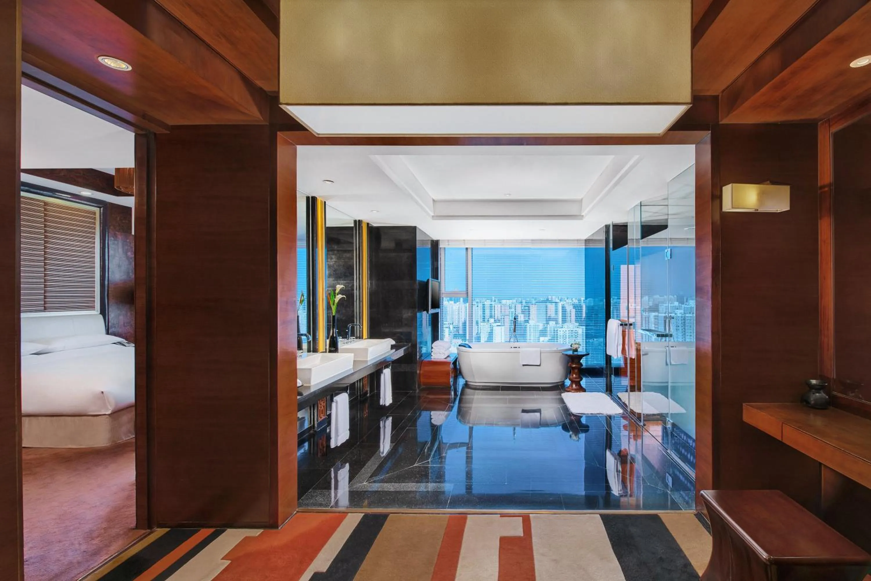 Bathroom, Bed in Crowne Plaza Beijing Sun Palace, an IHG Hotel