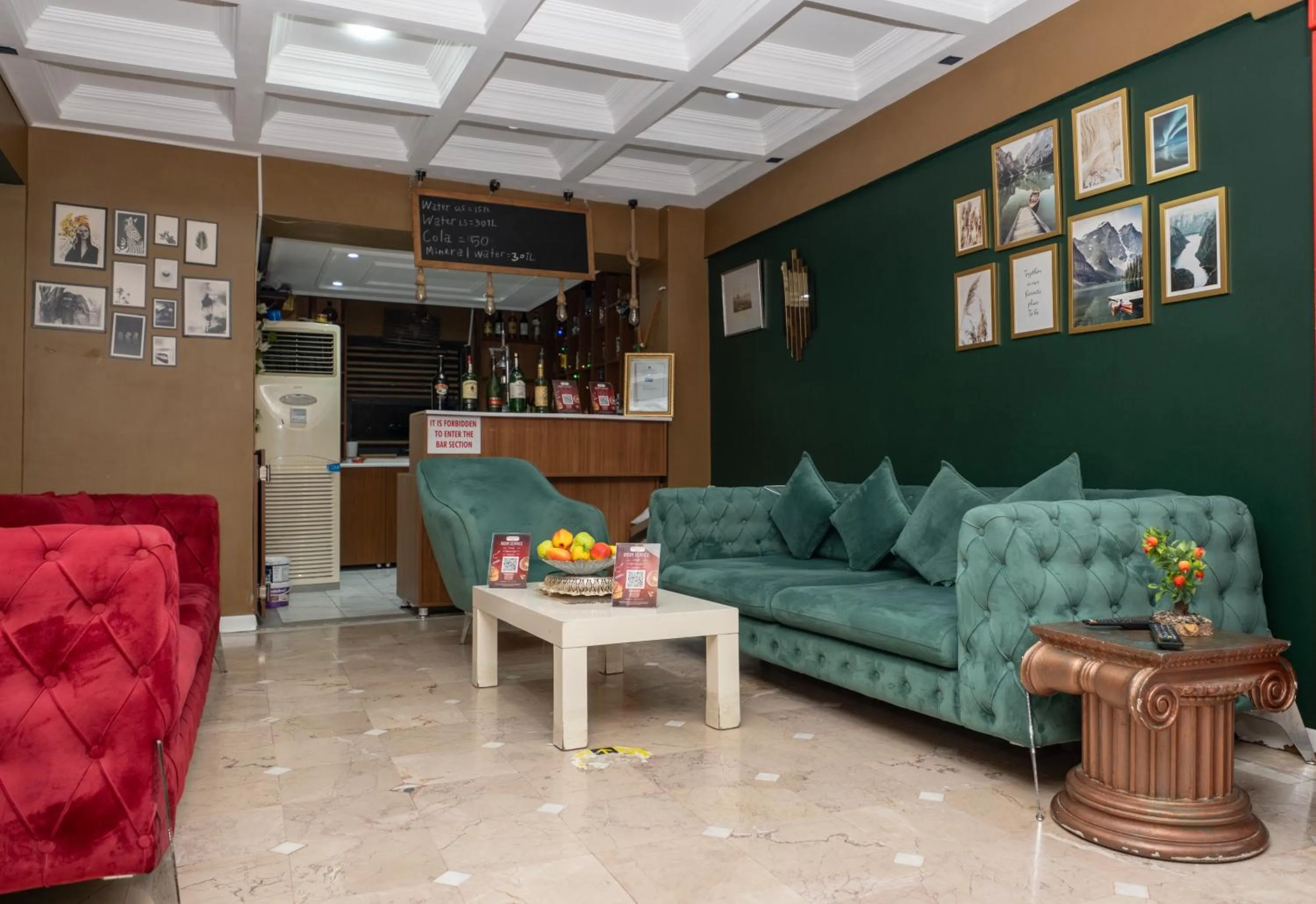 Seating area in Ozio İstanbul Hotel