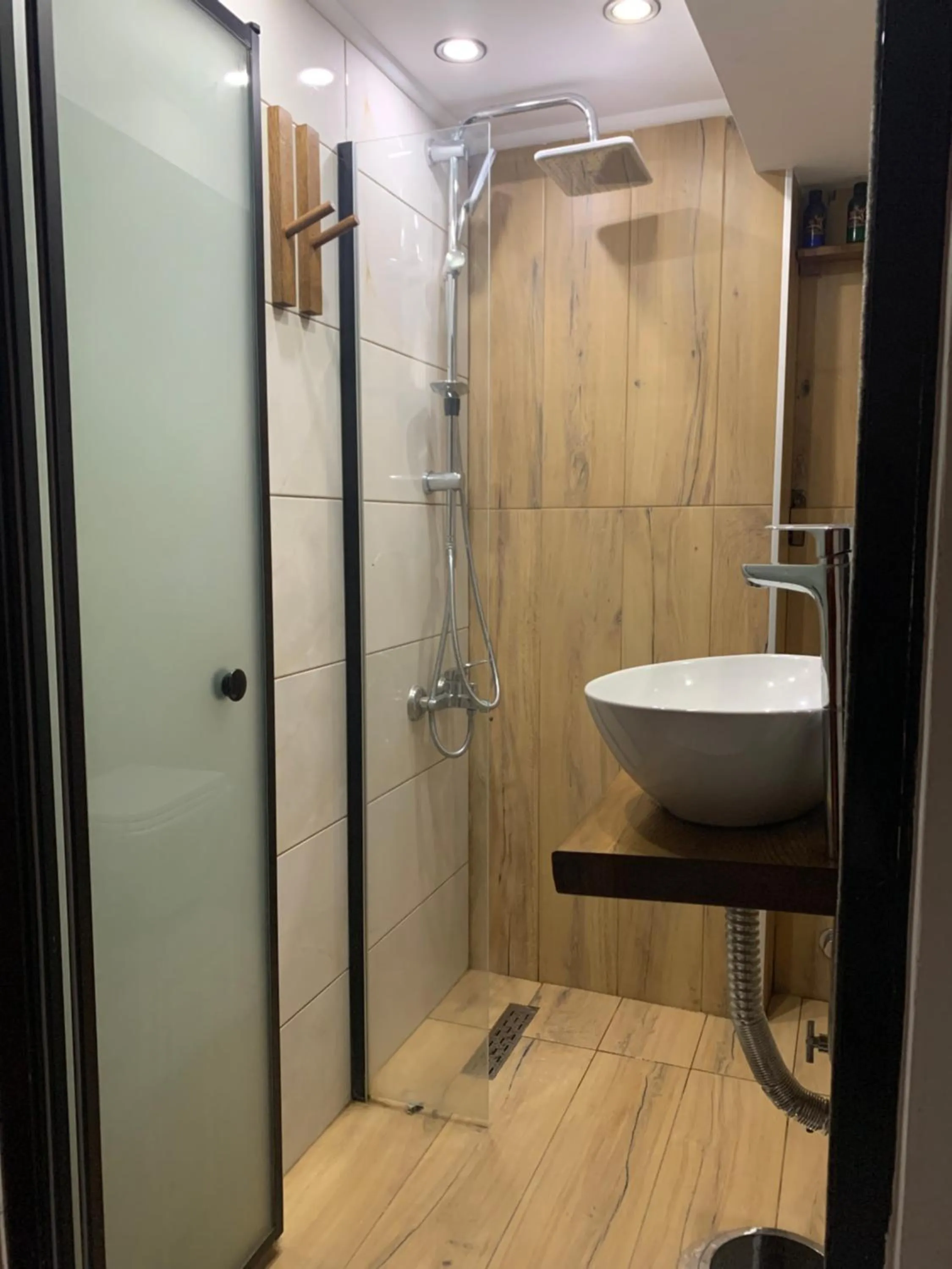 Bathroom in Valeria House