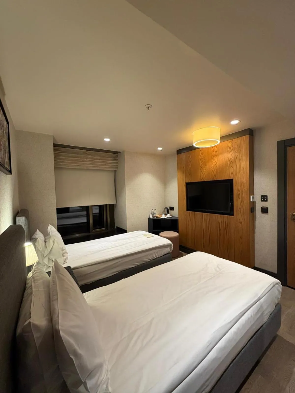 Photo of the whole room, Bed in Root Karaköy