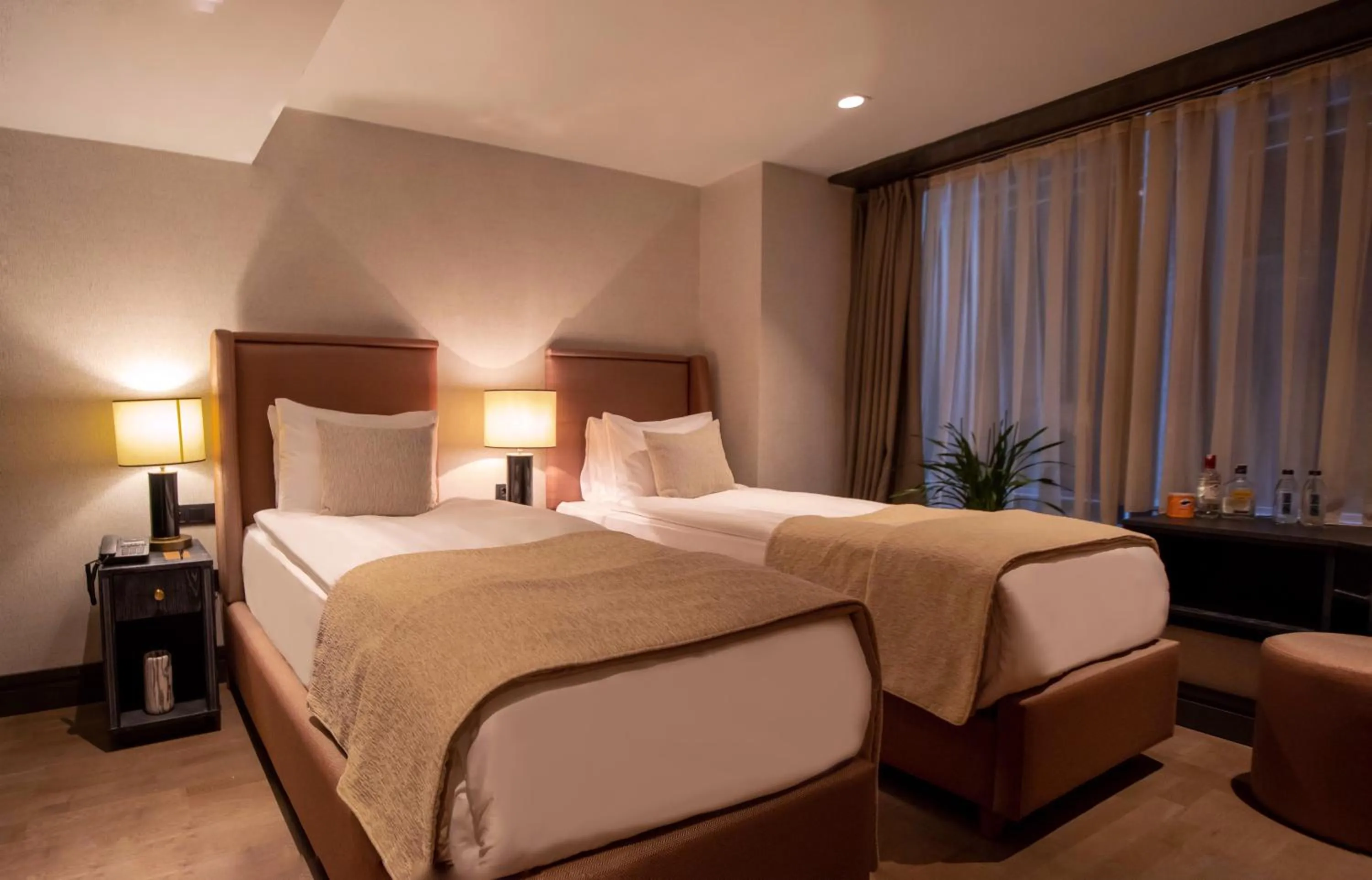 Photo of the whole room, Bed in Root Karaköy