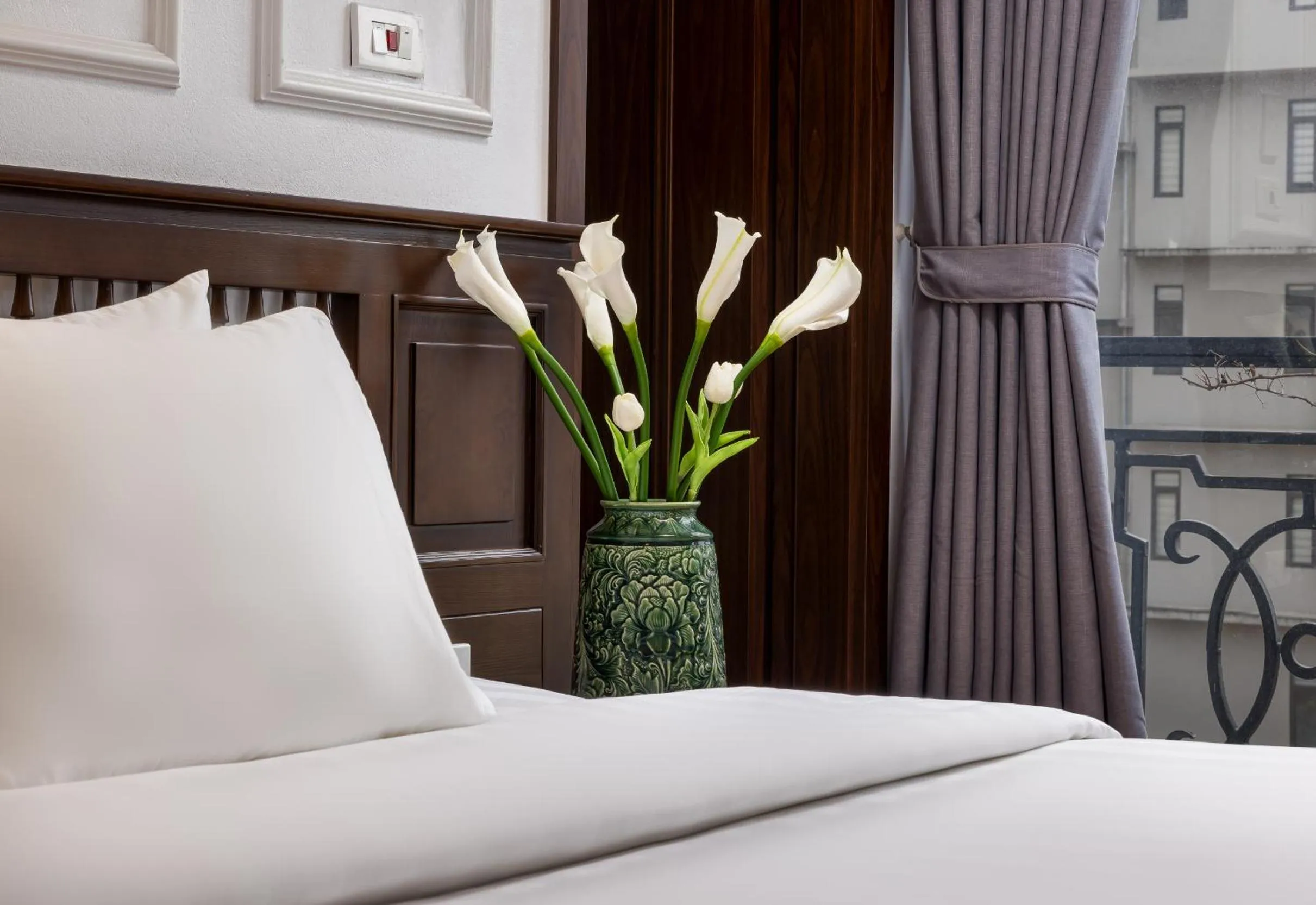 Bedroom in Paddy Hotel