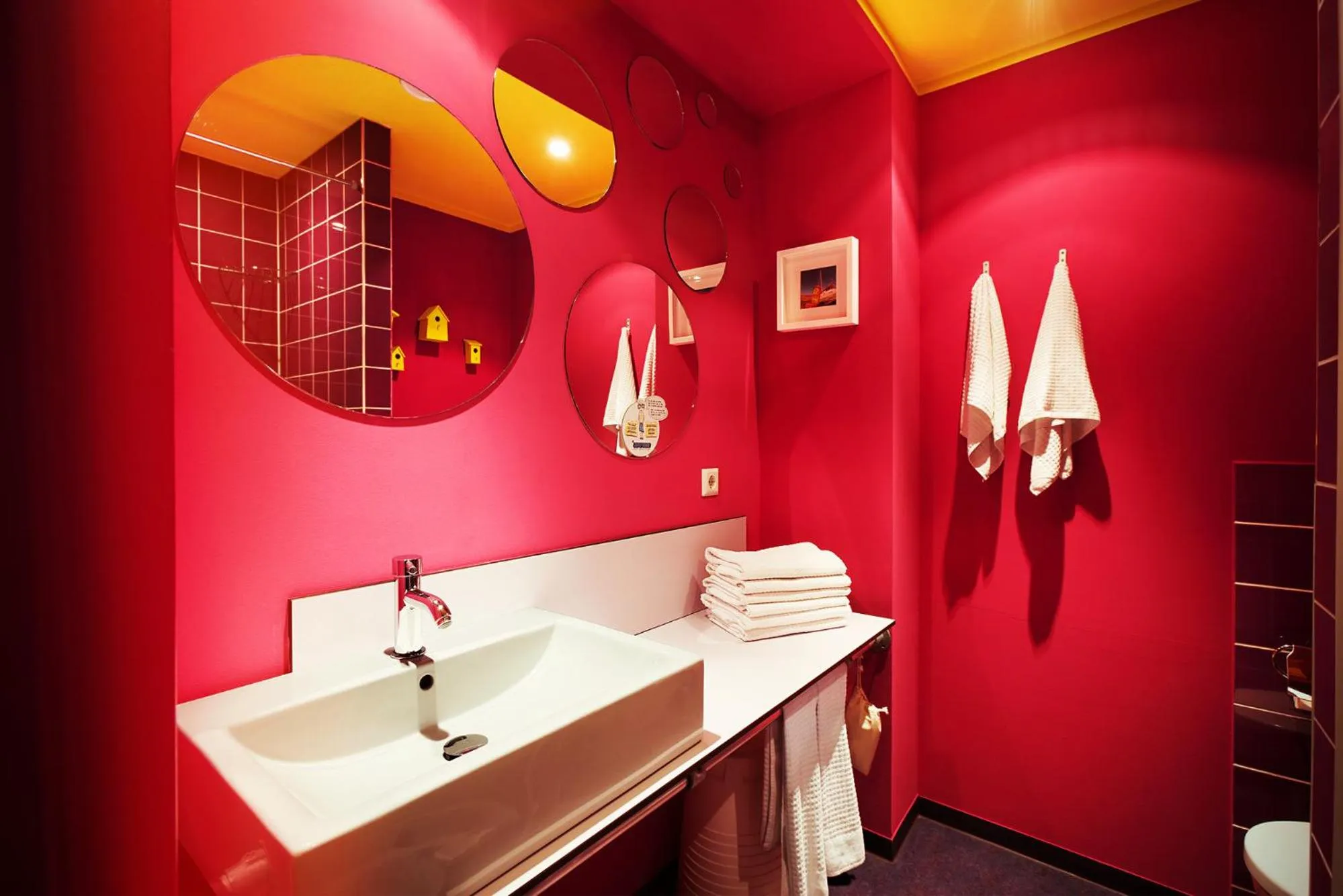 Bathroom in Superbude Hamburg St Georg