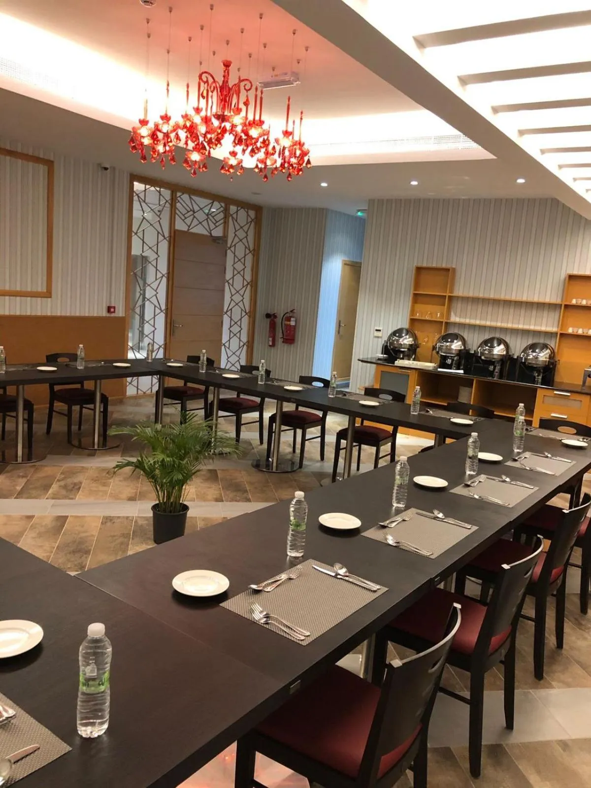 Restaurant/places to eat in Sama Muscat Hotel