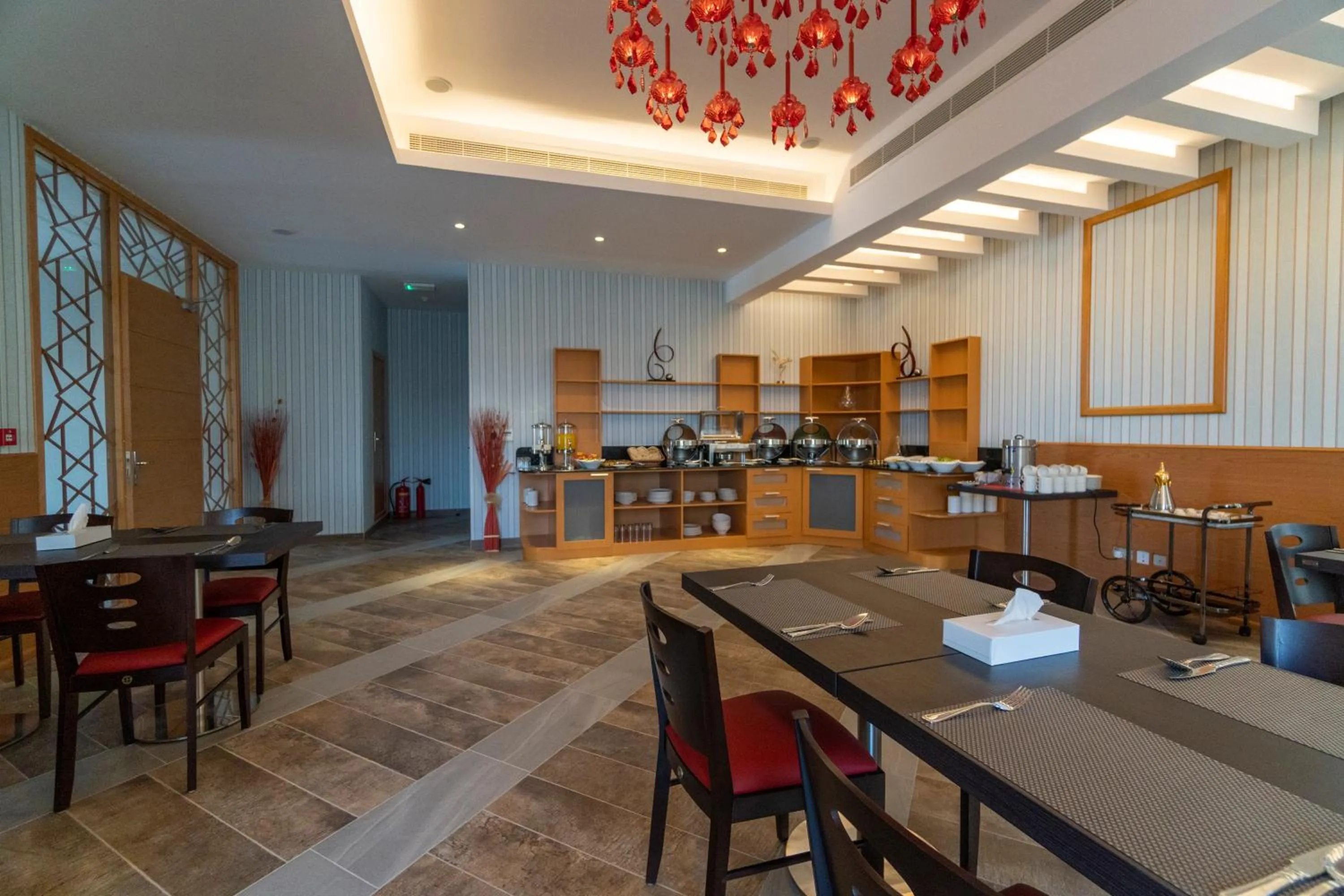 Restaurant/places to eat in Sama Muscat Hotel